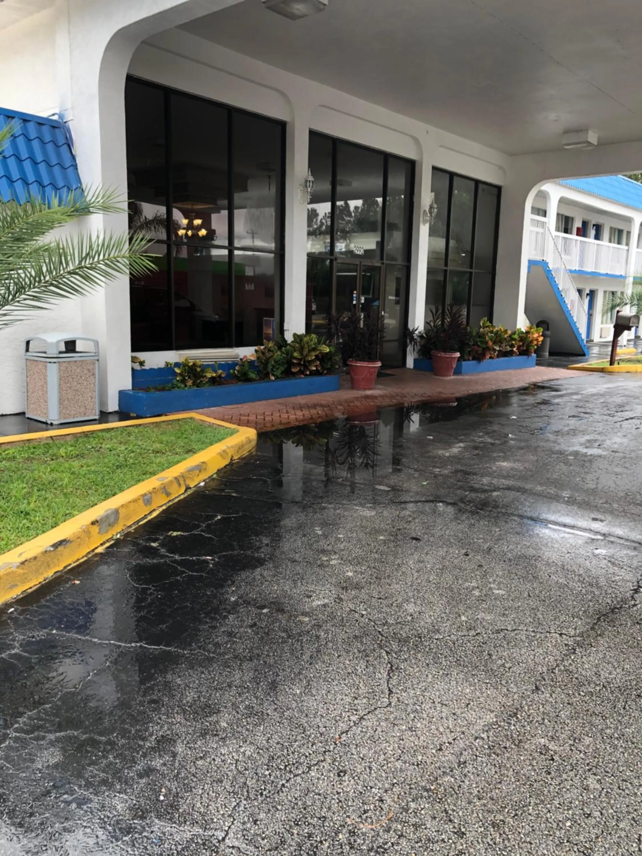Facade/entrance in Motel 6-Daytona Beach, FL - Speedway