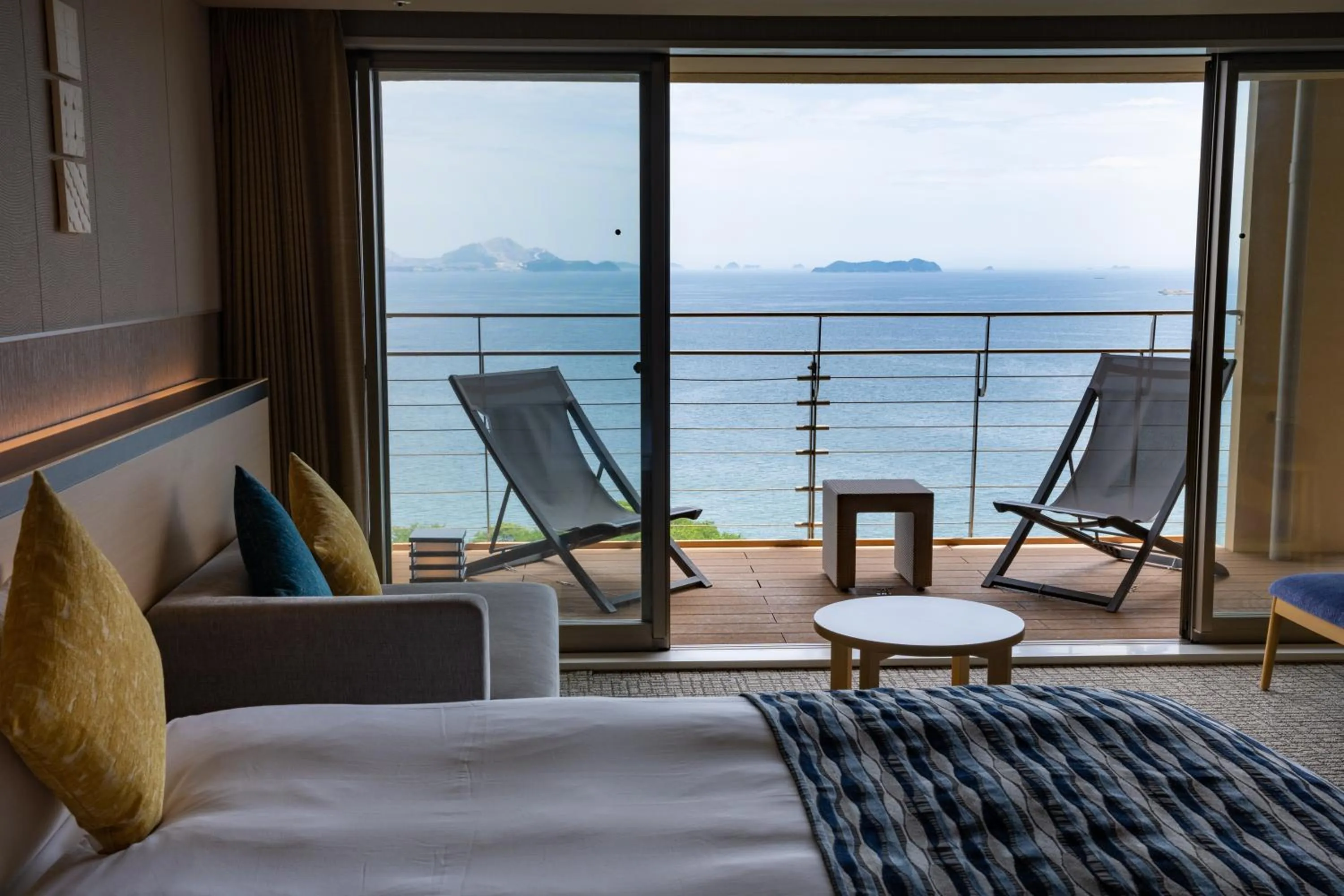 Photo of the whole room, Bed in KAMENOI HOTEL Ako