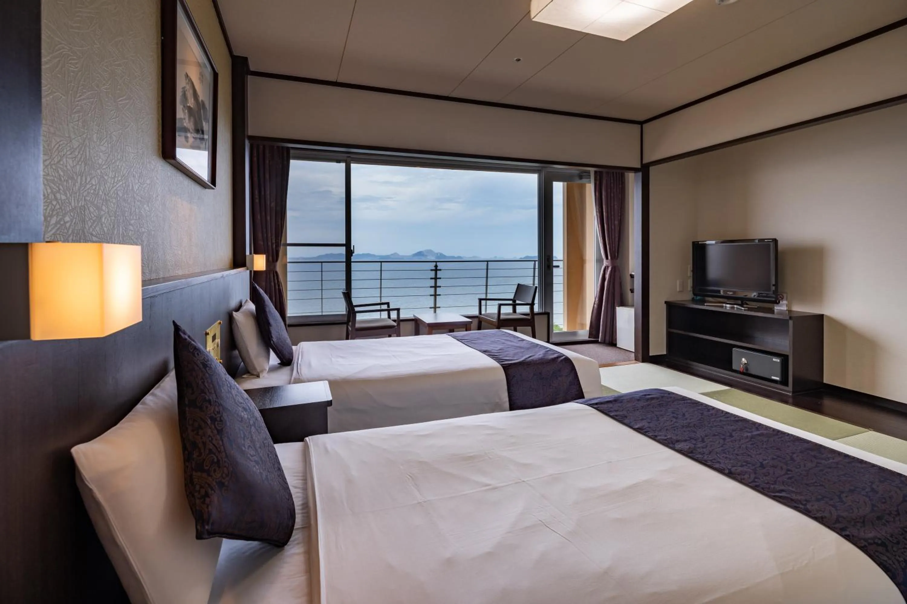 Japanese-style Room with Twin Bed - single occupancy in KAMENOI HOTEL Ako