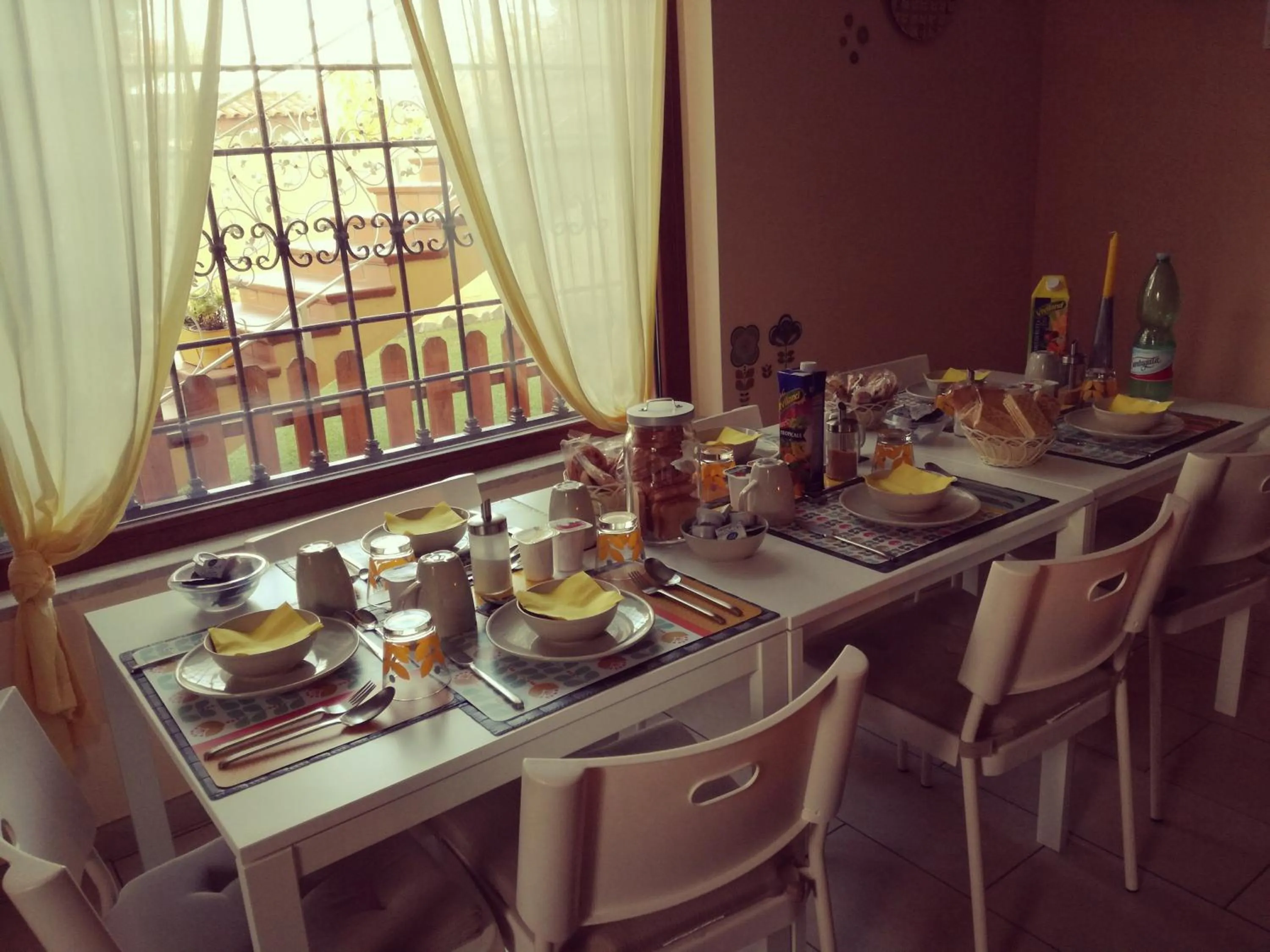 Food close-up in The Yellow House