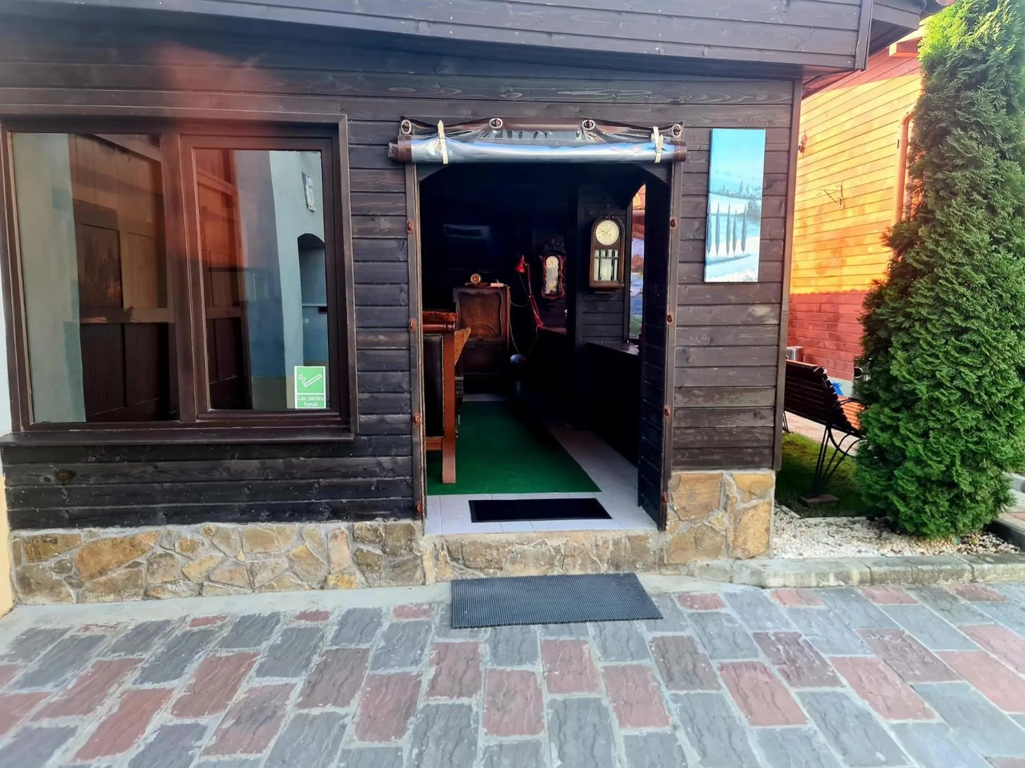 Seating area in Armenopolis - Adults Only