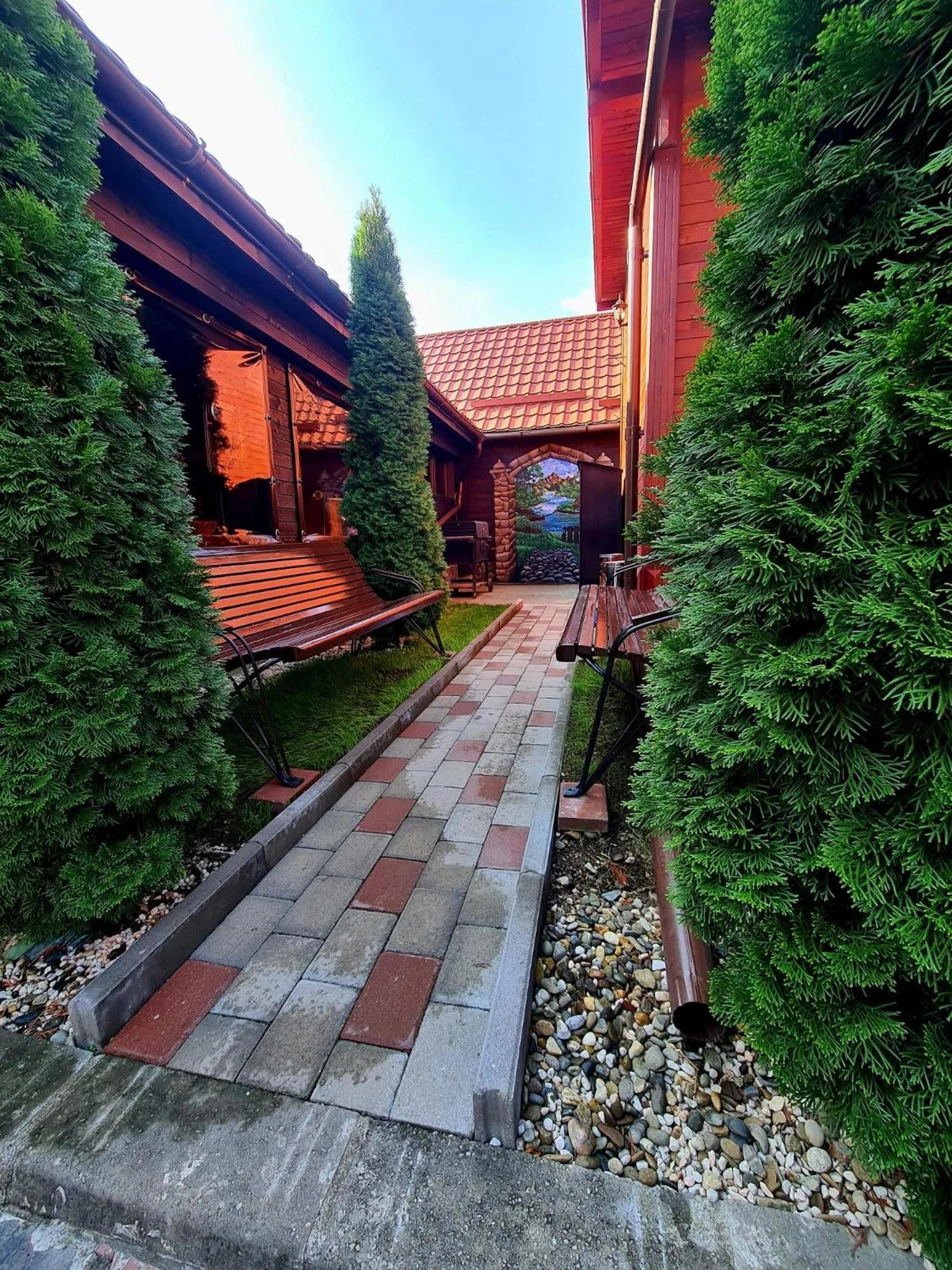 Garden in Armenopolis - Adults Only