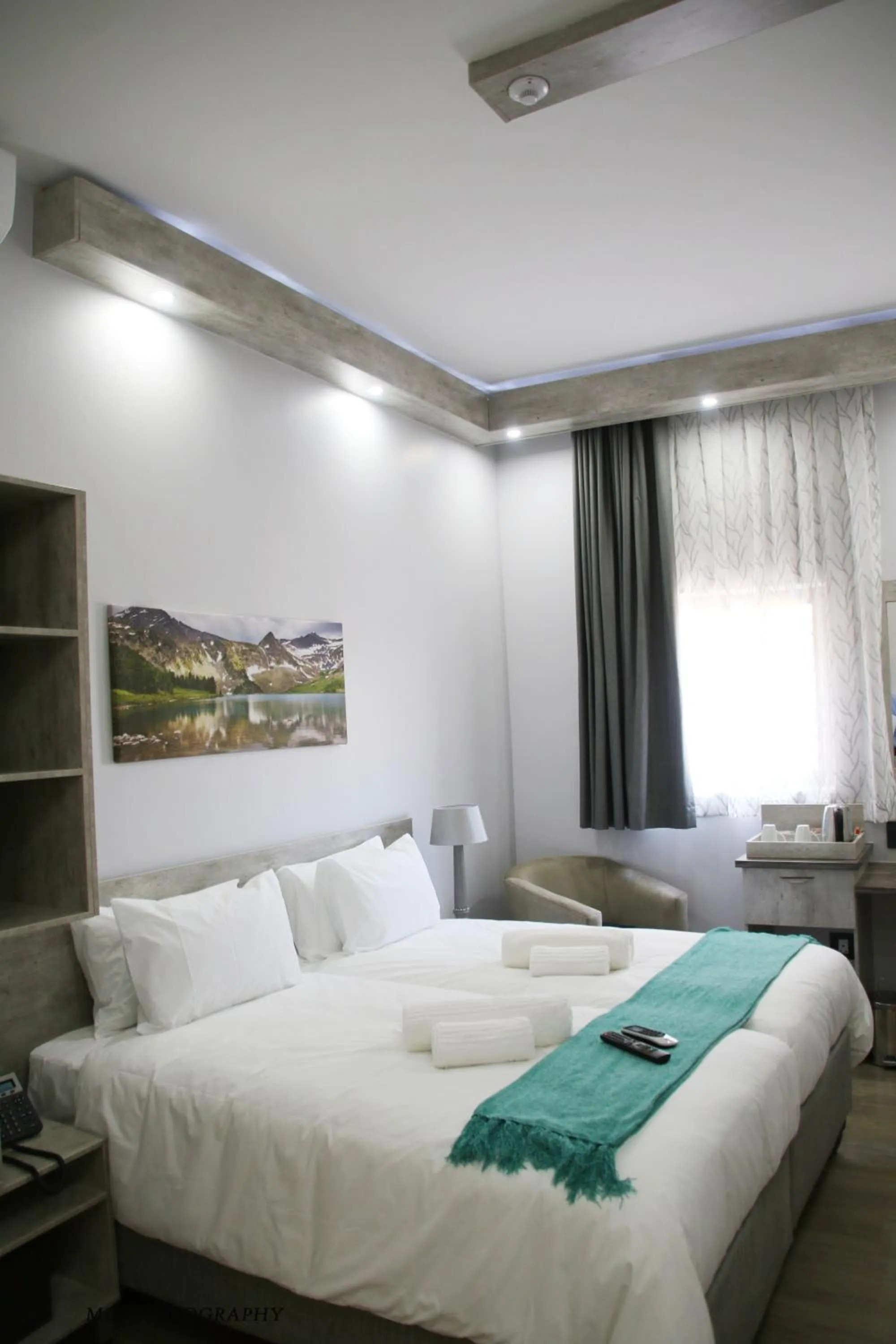 Bed in King's Palace Hotel Rustenburg