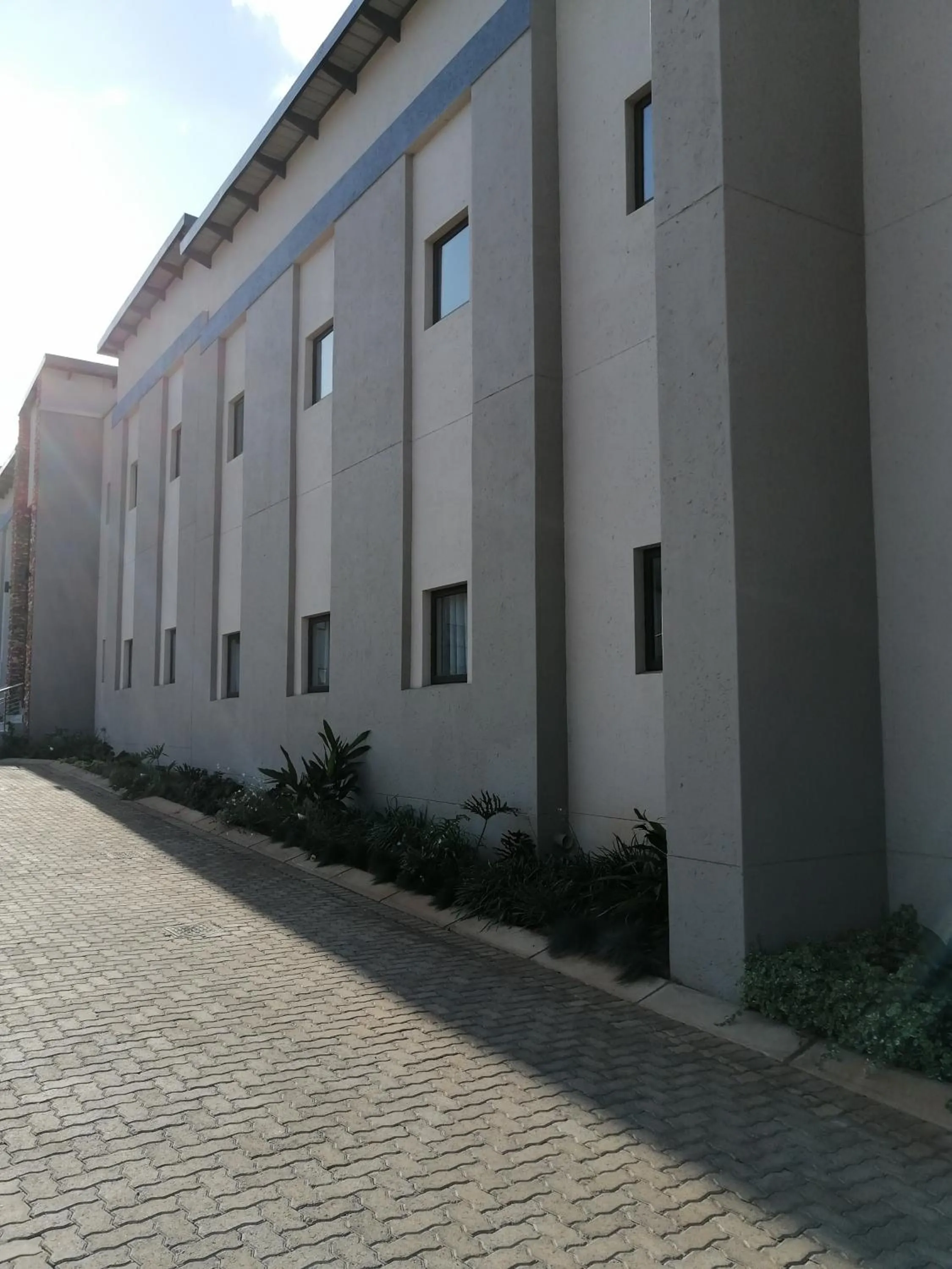 Property building in King's Palace Hotel Rustenburg