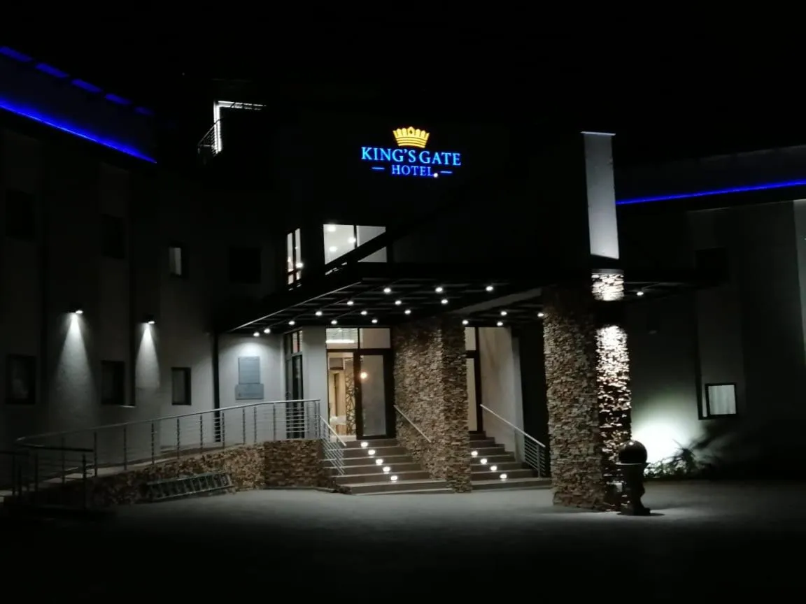 Property building in King's Palace Hotel Rustenburg