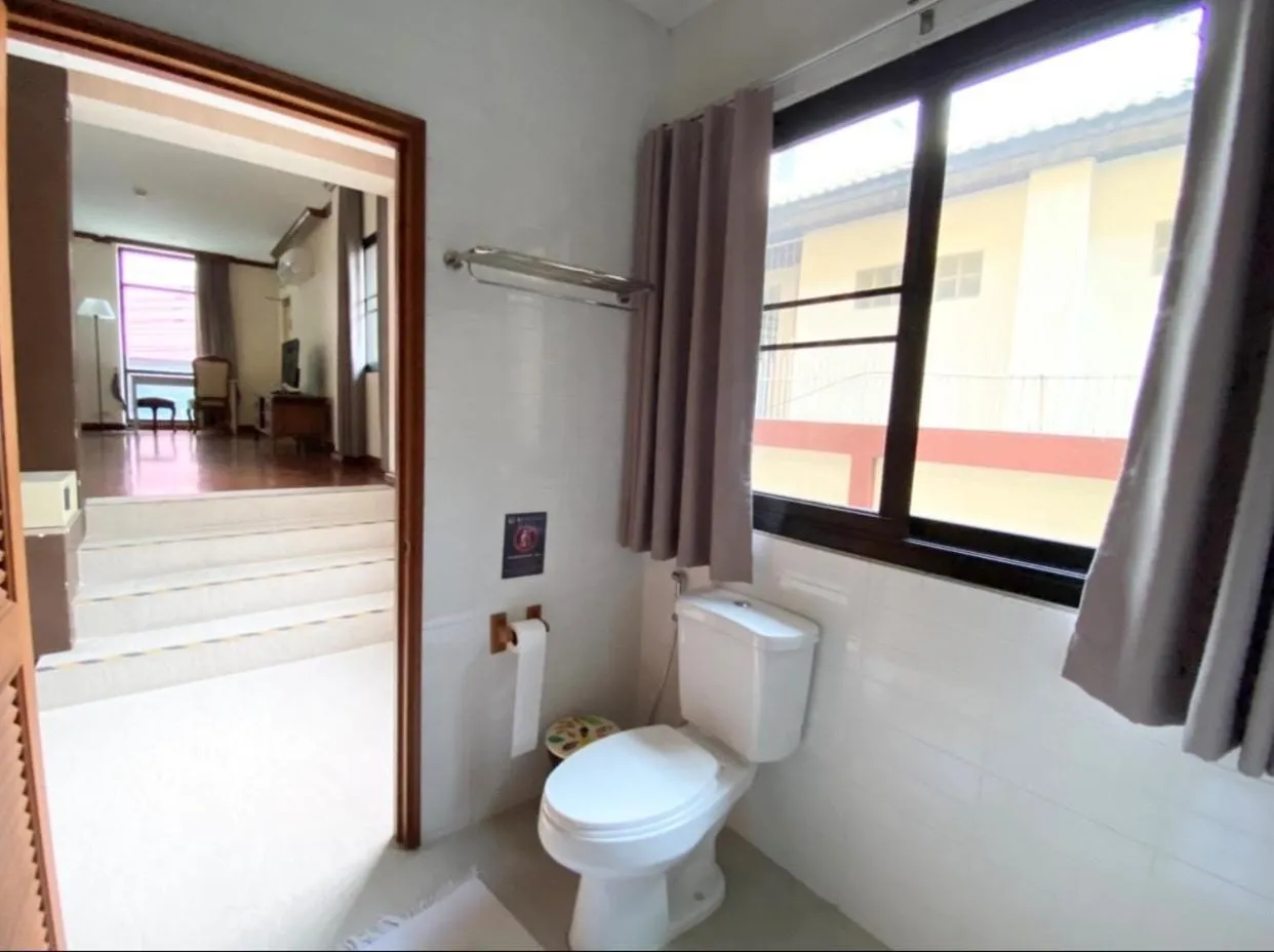 NT Place Sukhumvit Suites