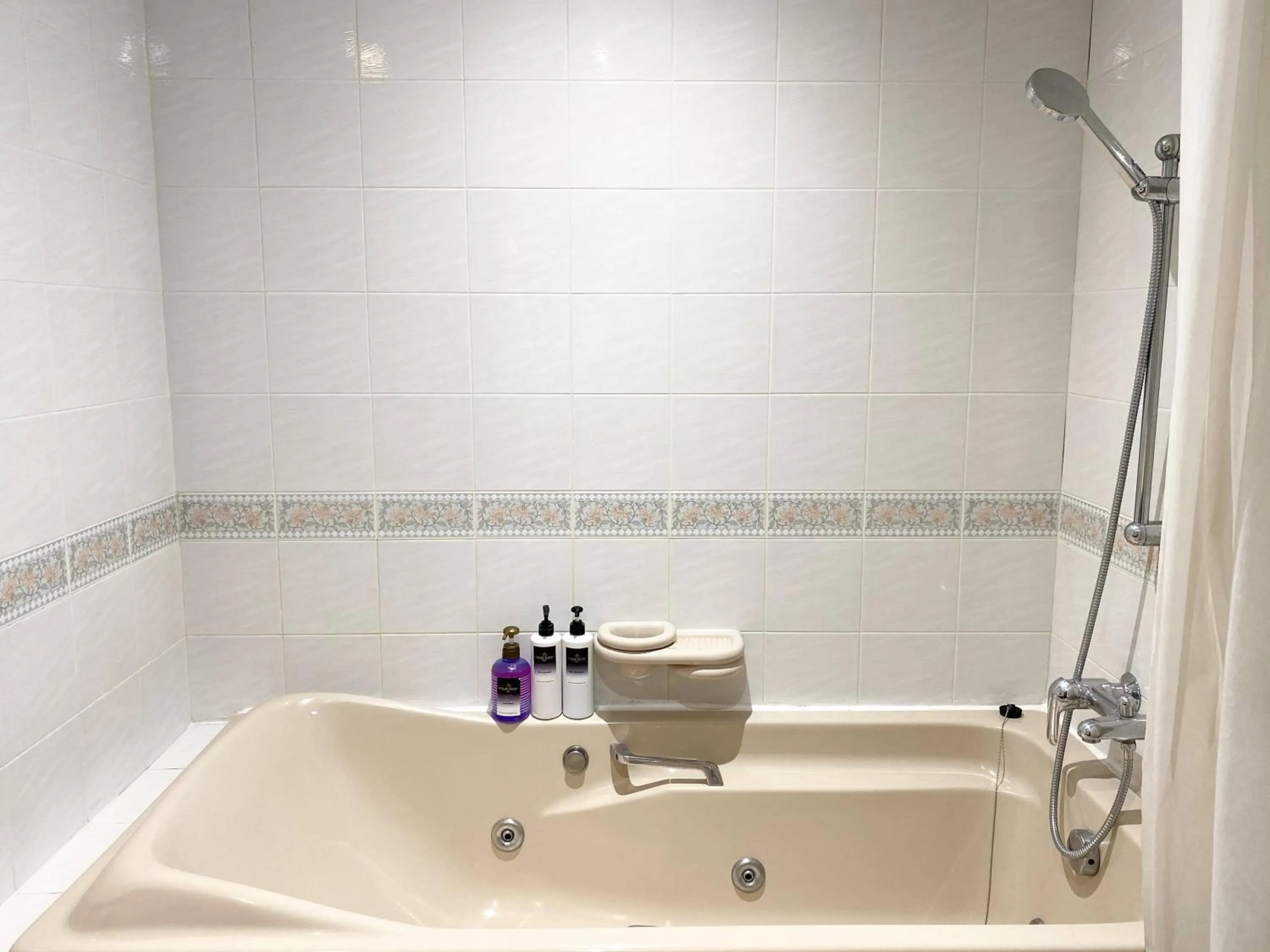 Bathroom in NT Place Sukhumvit Suites