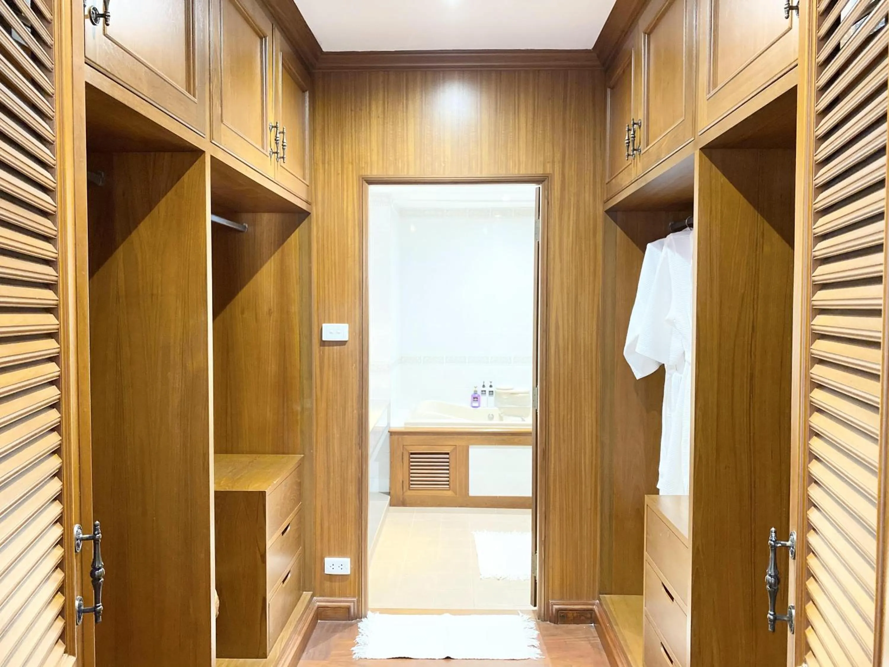 Bathroom in NT Place Sukhumvit Suites