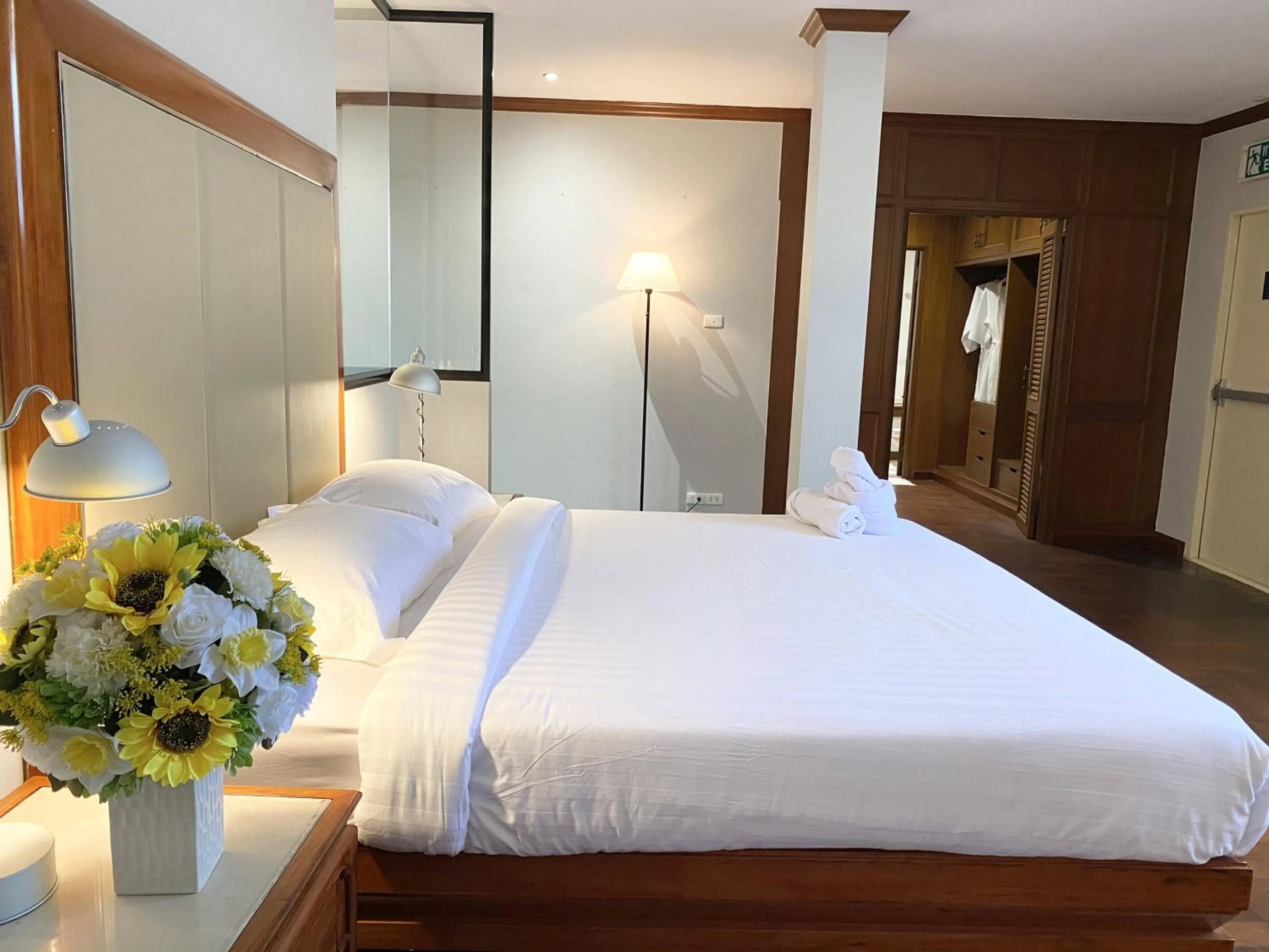 Bed in NT Place Sukhumvit Suites