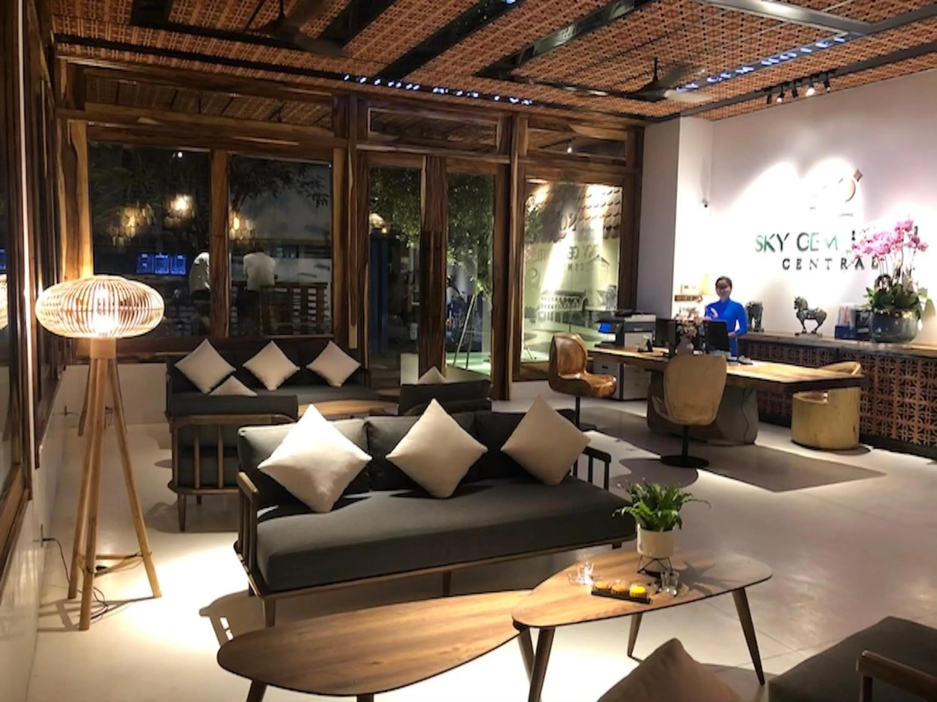 Lobby or reception in Sky Gem Central Hotel