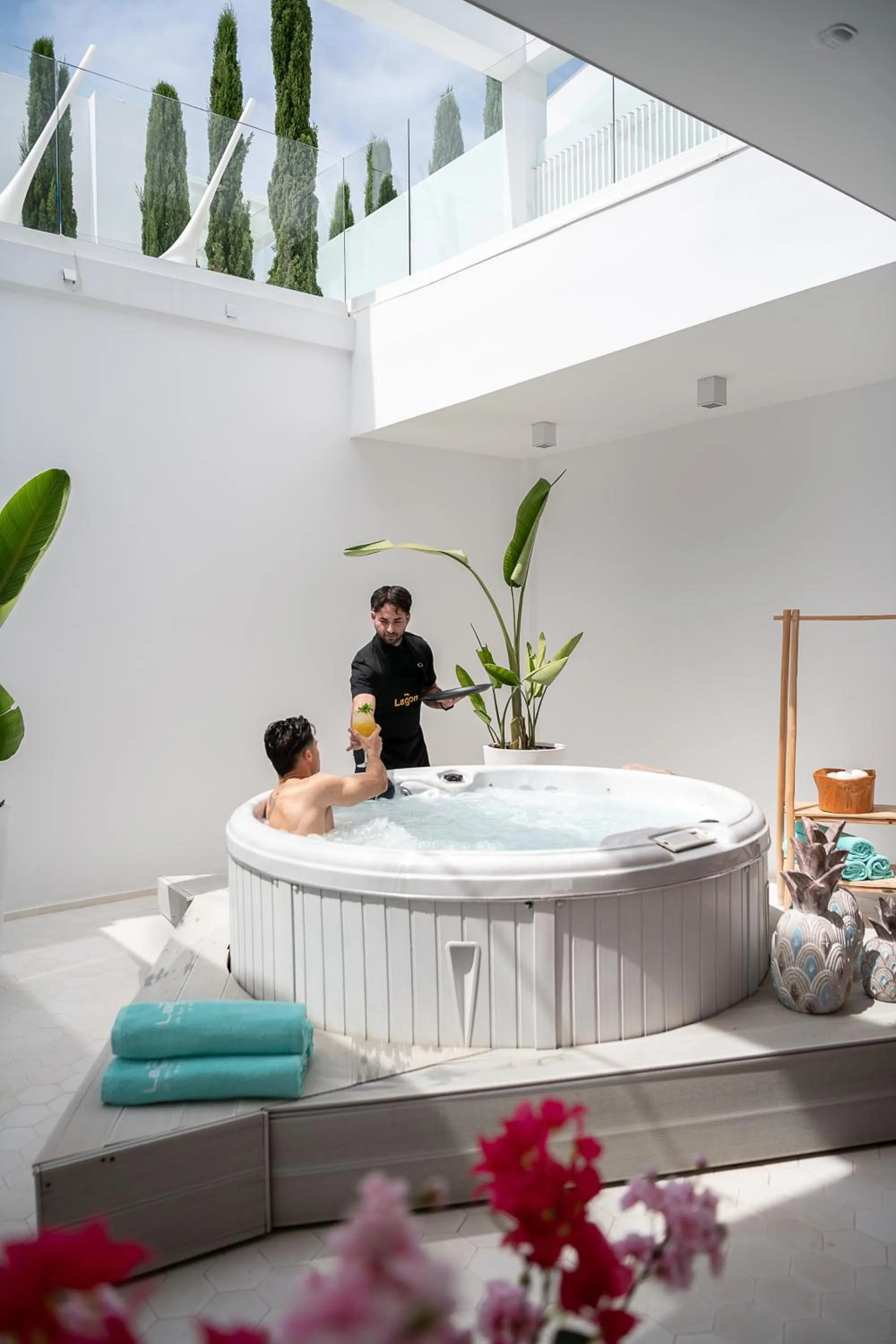 Hot Tub in Lagon Life Spirit Boutique Hotel - Adults Only
