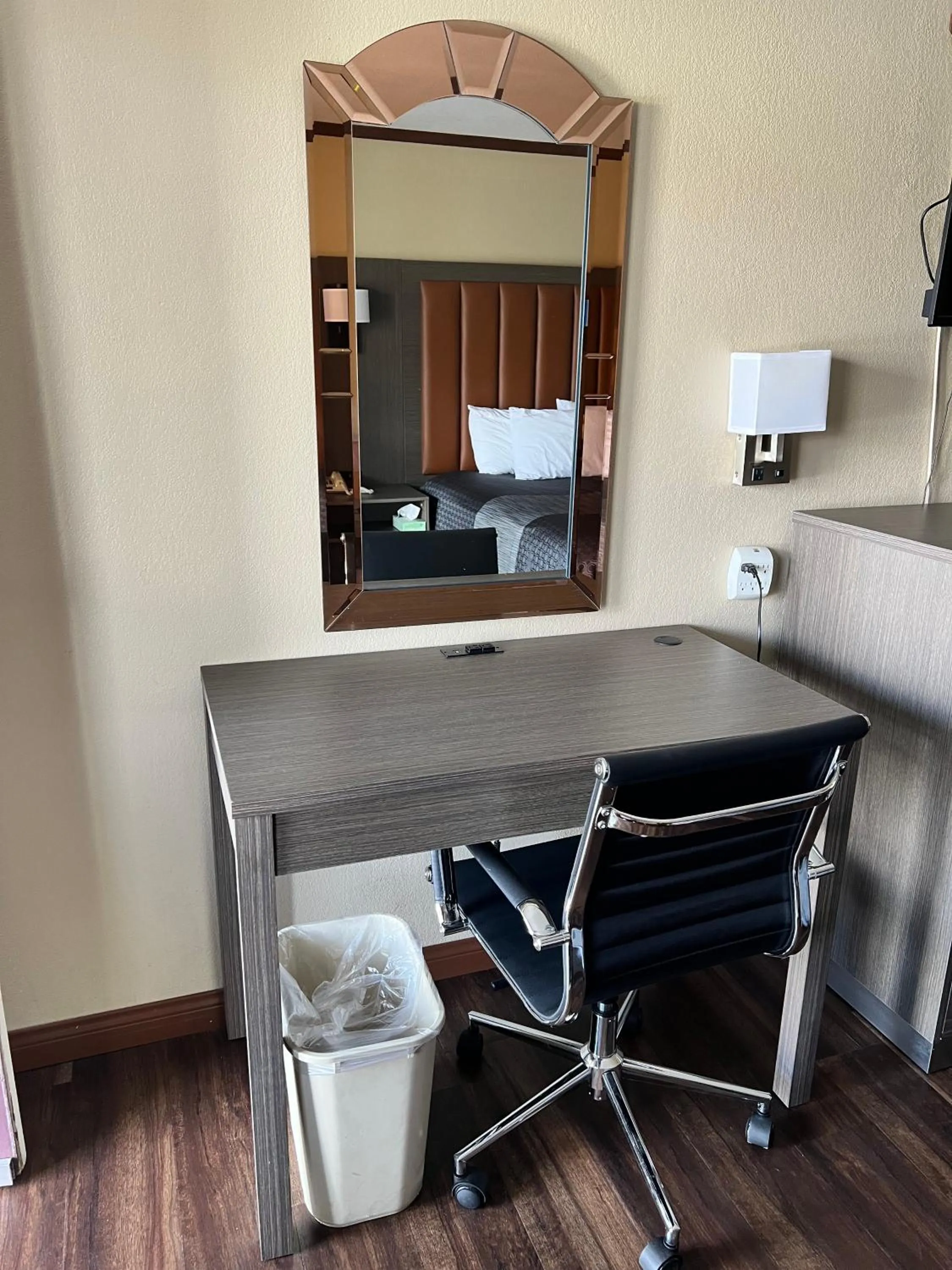 Seating area in Highland Inn Las Vegas