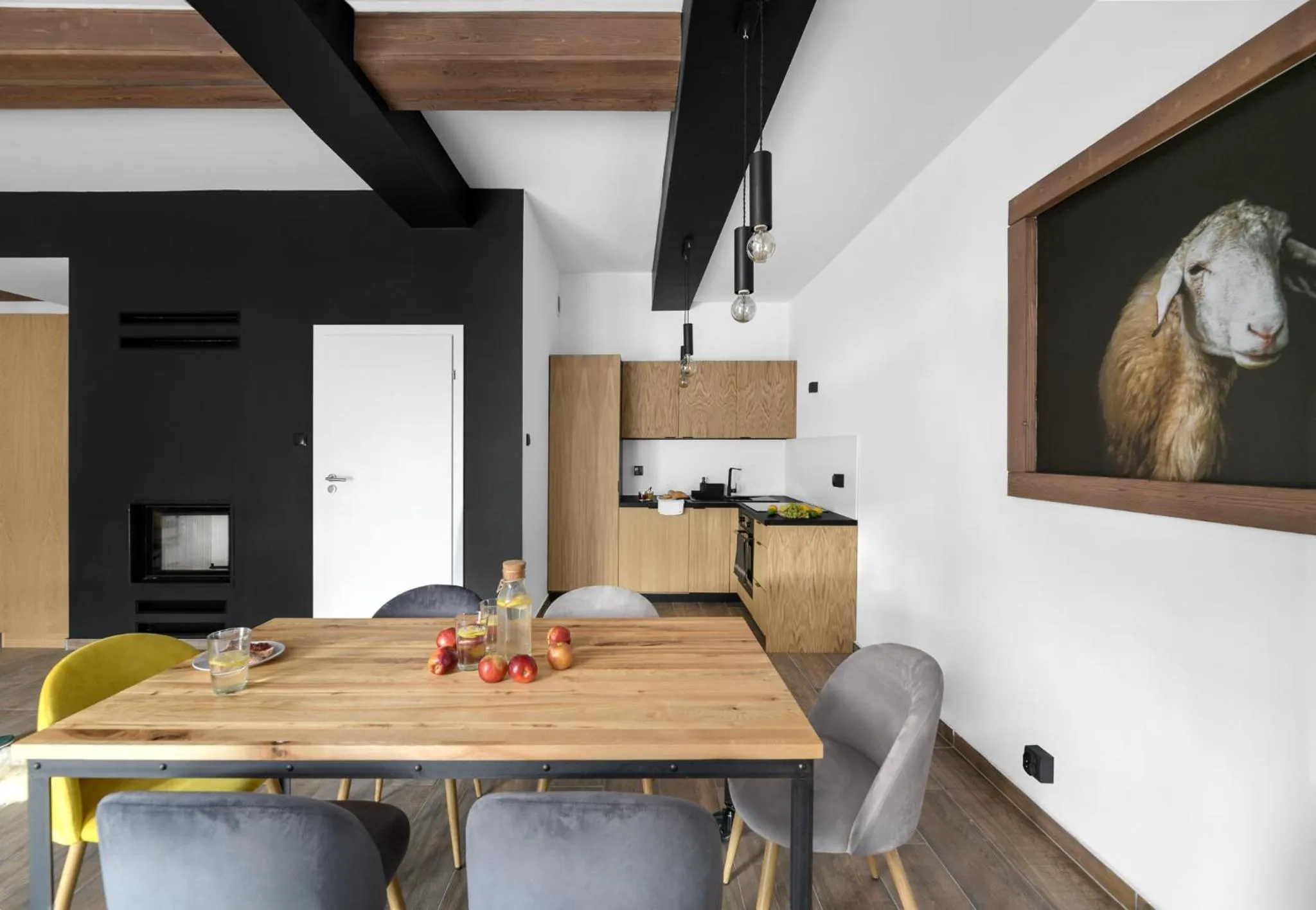 Kitchen or kitchenette in Aparthotel Narciarska 2