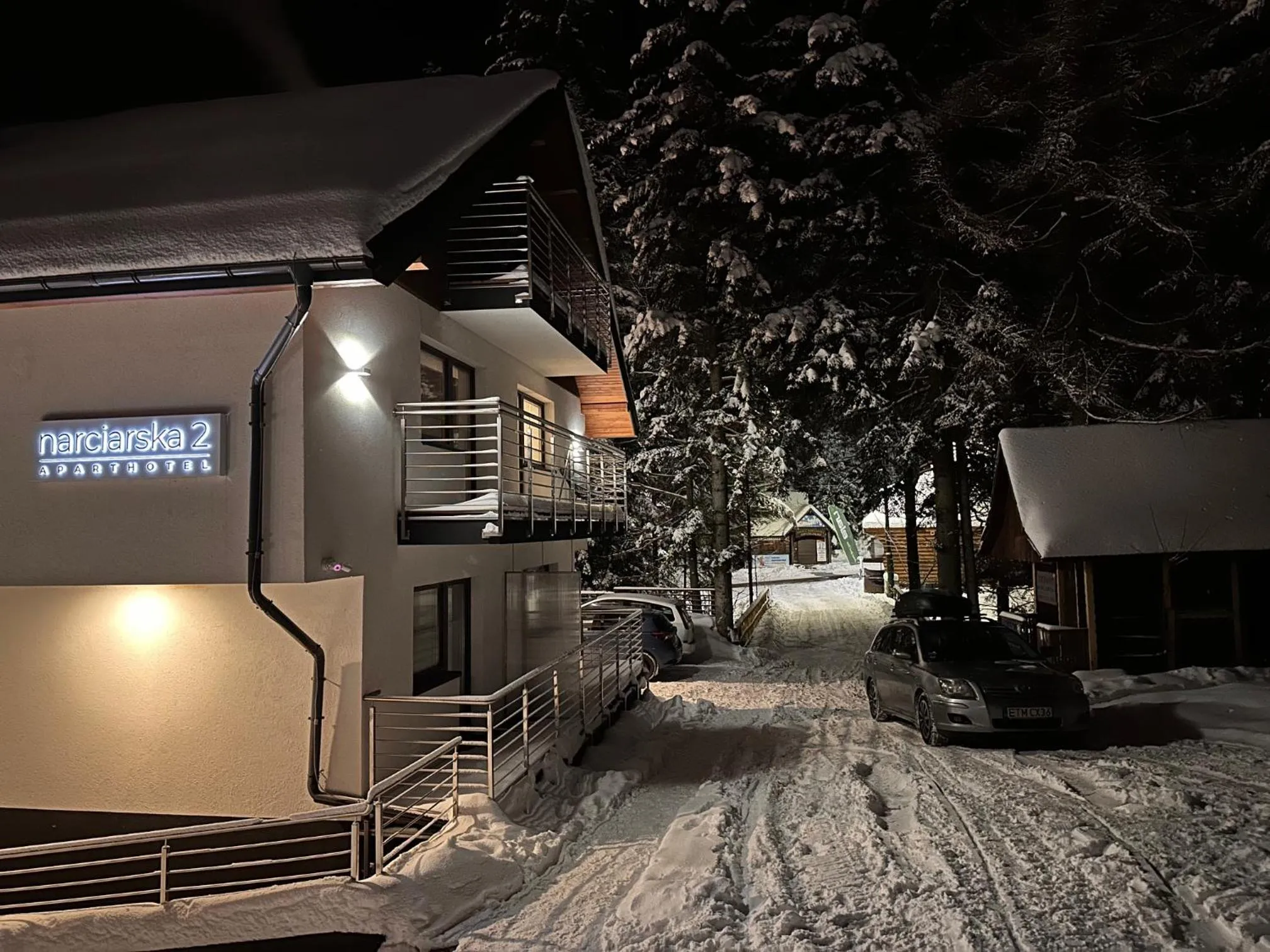 Property building in Aparthotel Narciarska 2