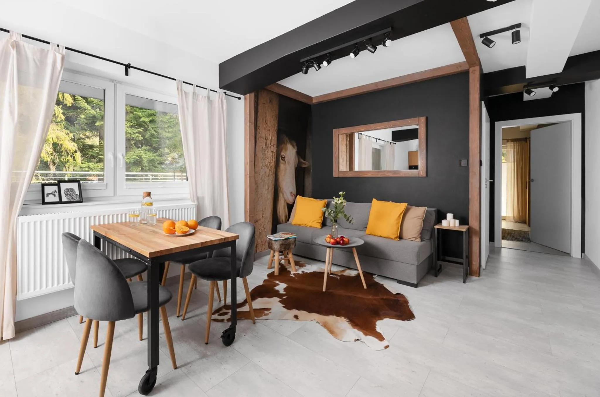 Kitchen or kitchenette in Aparthotel Narciarska 2