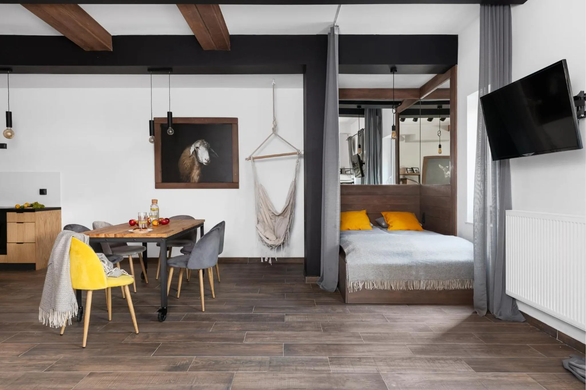 Bed in Aparthotel Narciarska 2