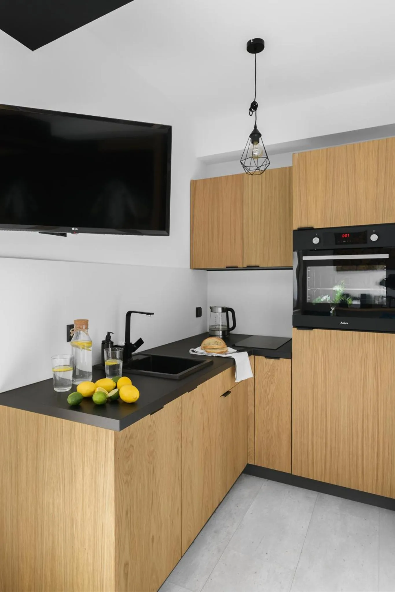 Kitchen or kitchenette in Aparthotel Narciarska 2