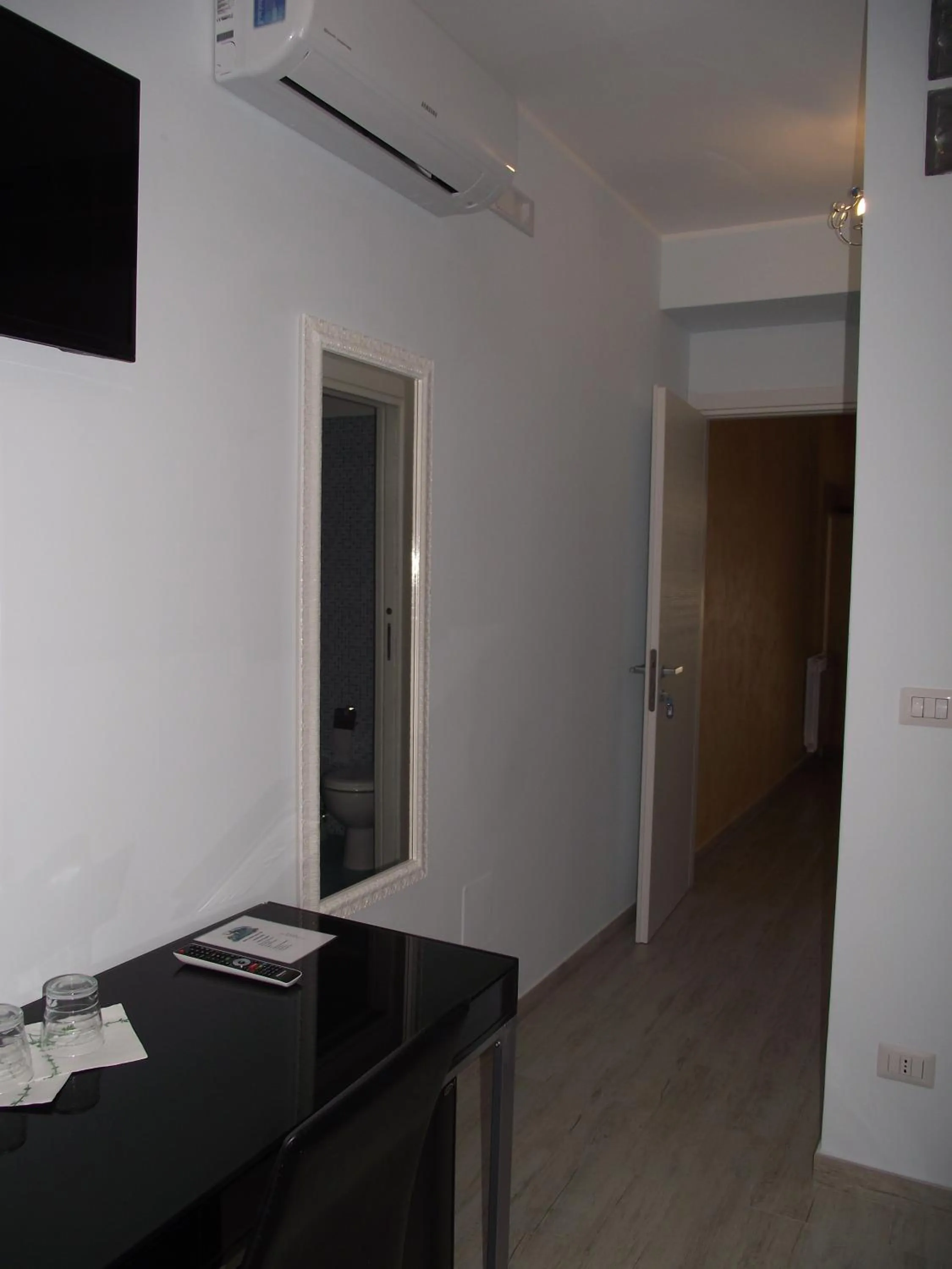 Photo of the whole room in B&B Il Mare degli Dei