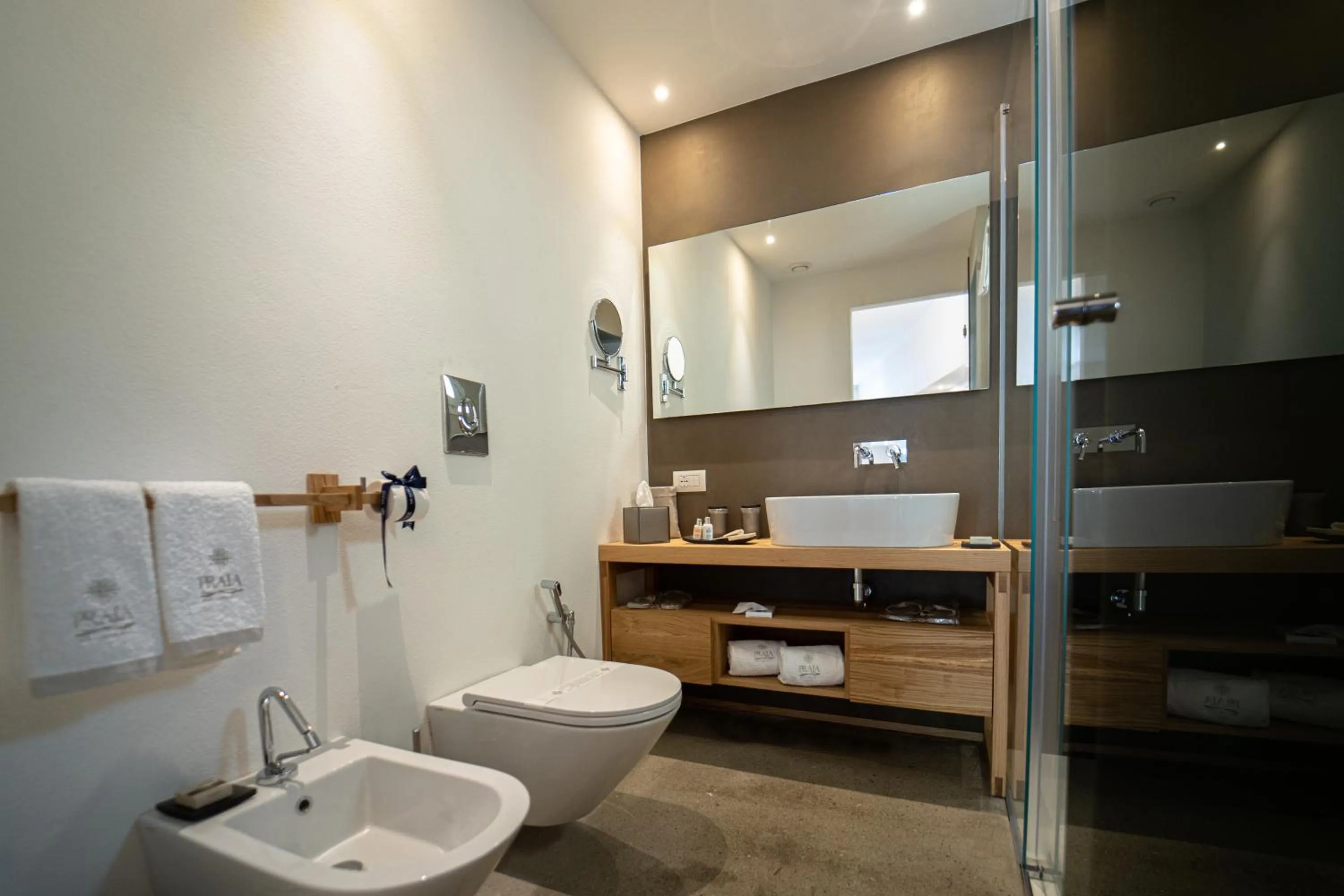 Bathroom in Praia Art Resort - Small Luxury Hotels of the world