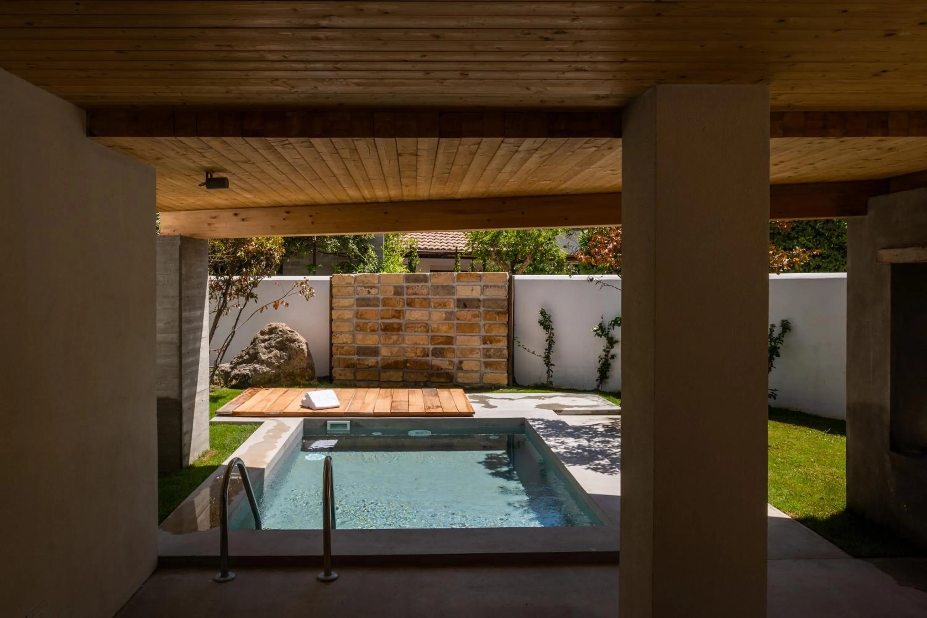 Pool view in Praia Art Resort - Small Luxury Hotels of the world