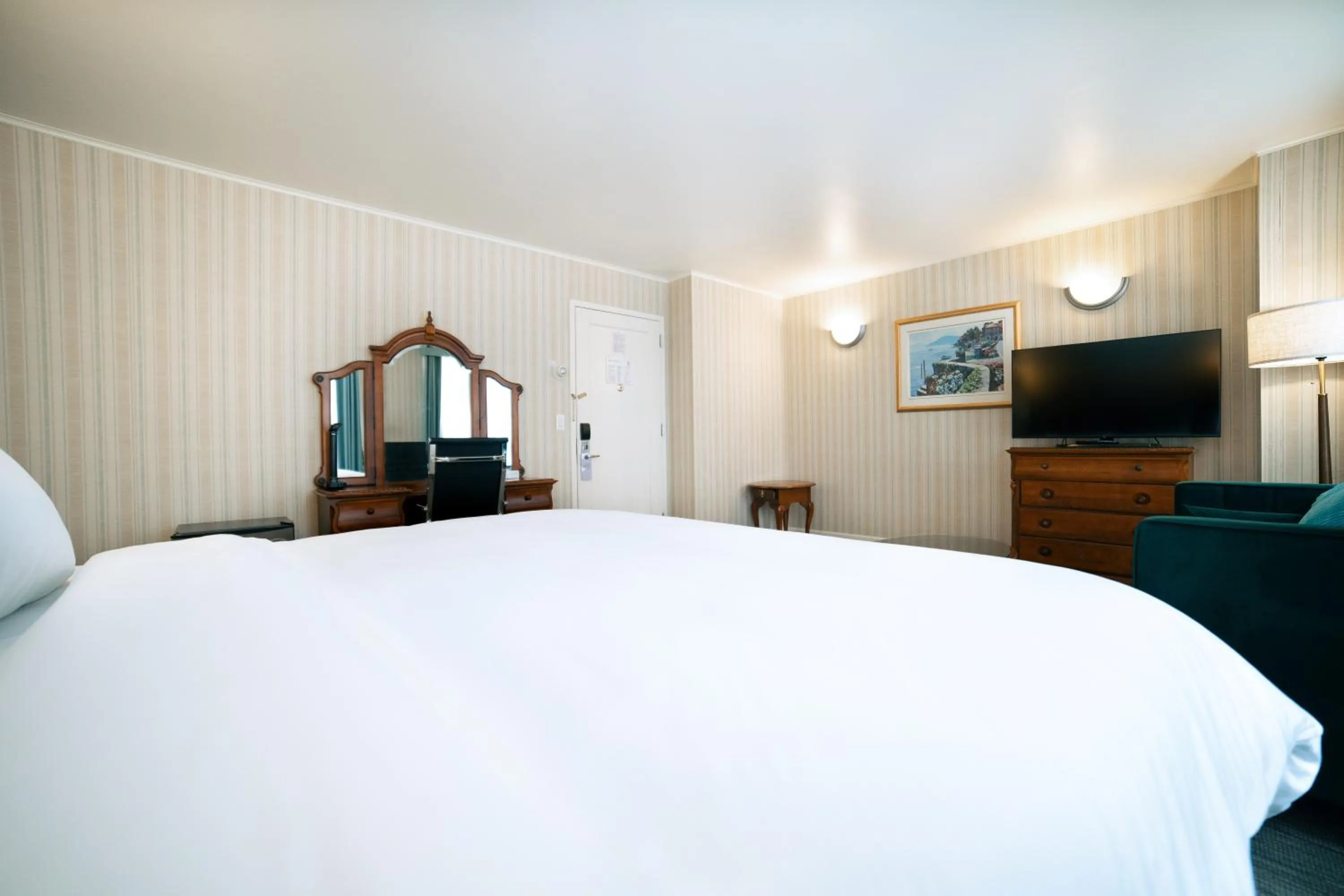 Bed in Hotel Stanford