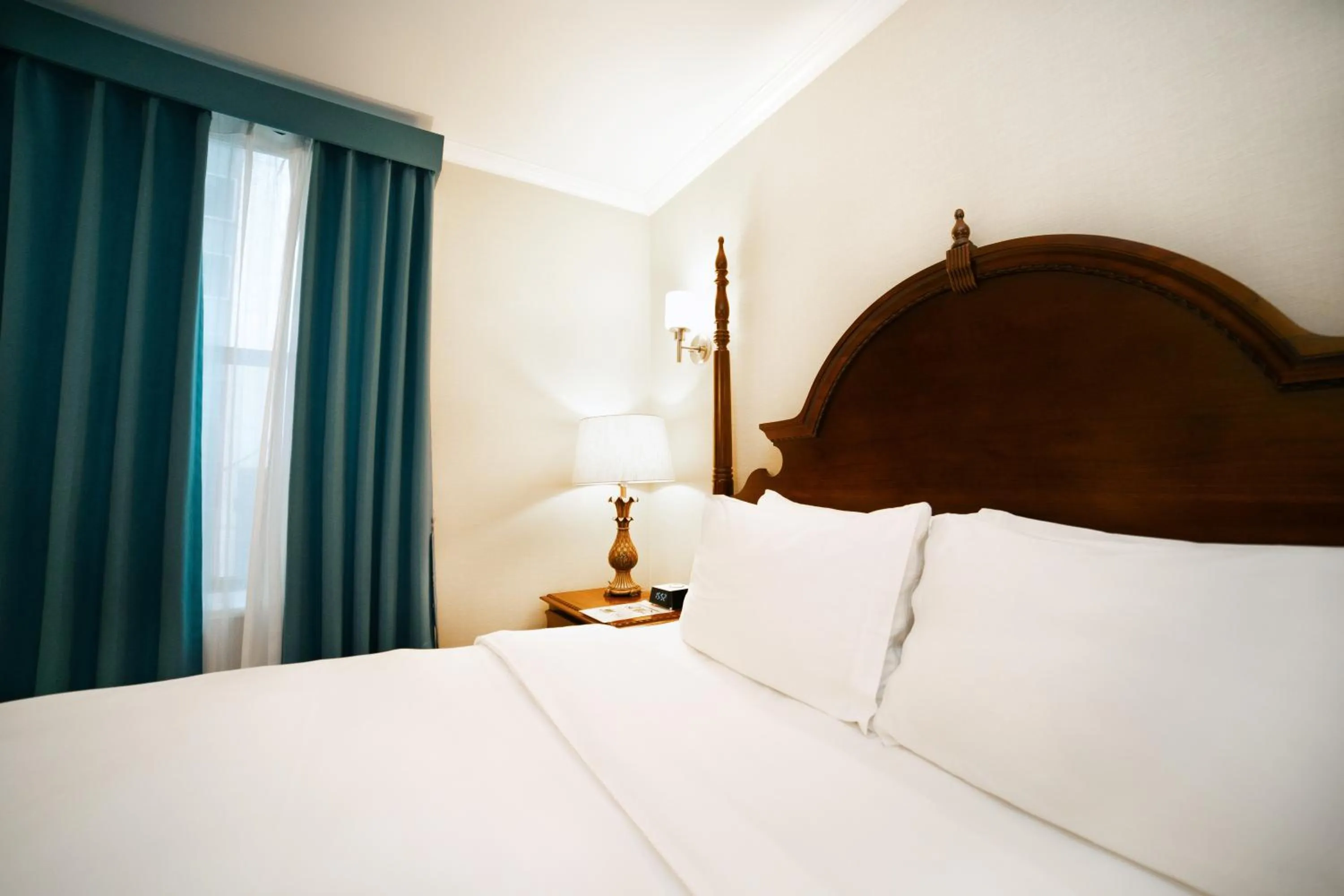 Bed in Hotel Stanford