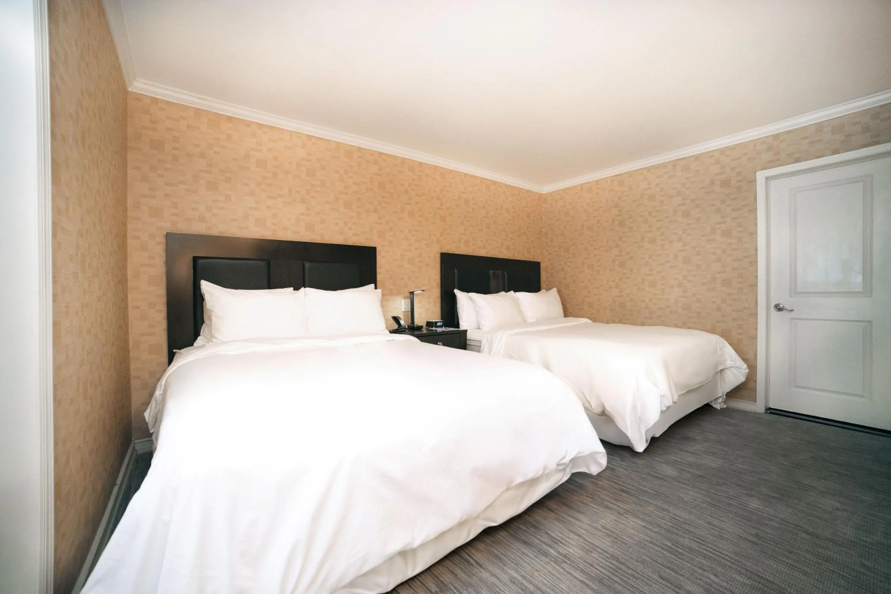 Bed in Hotel Stanford