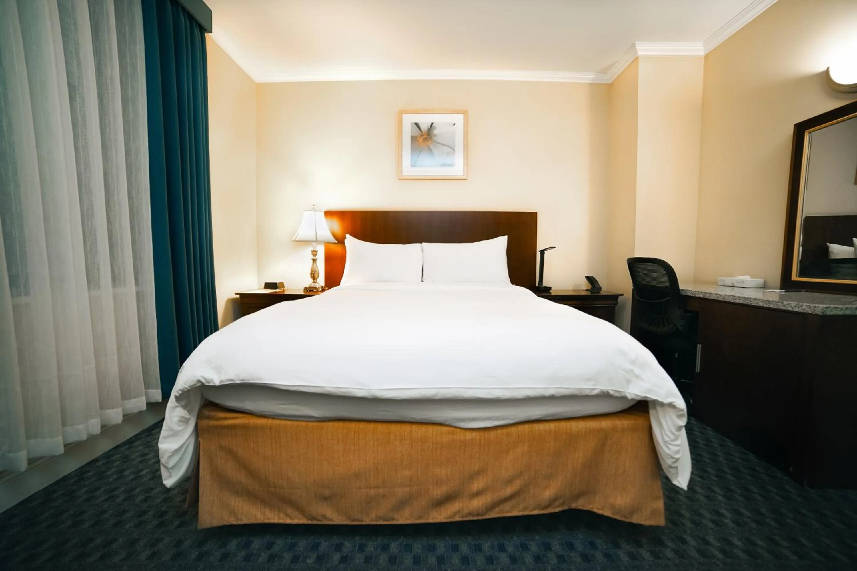 Bed in Hotel Stanford