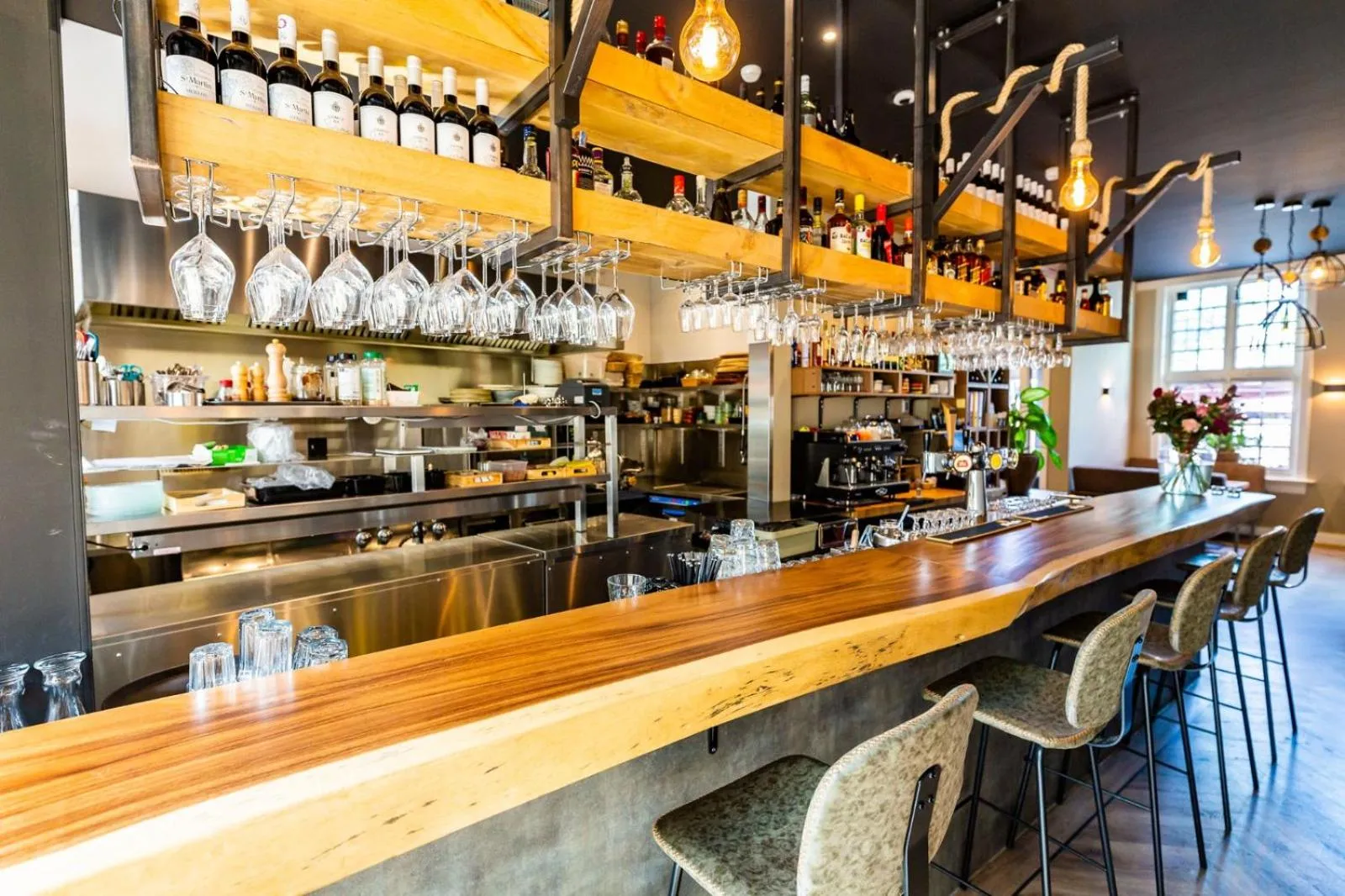 Restaurant/places to eat in Hotel Inn Naeldwyk-Torenburg