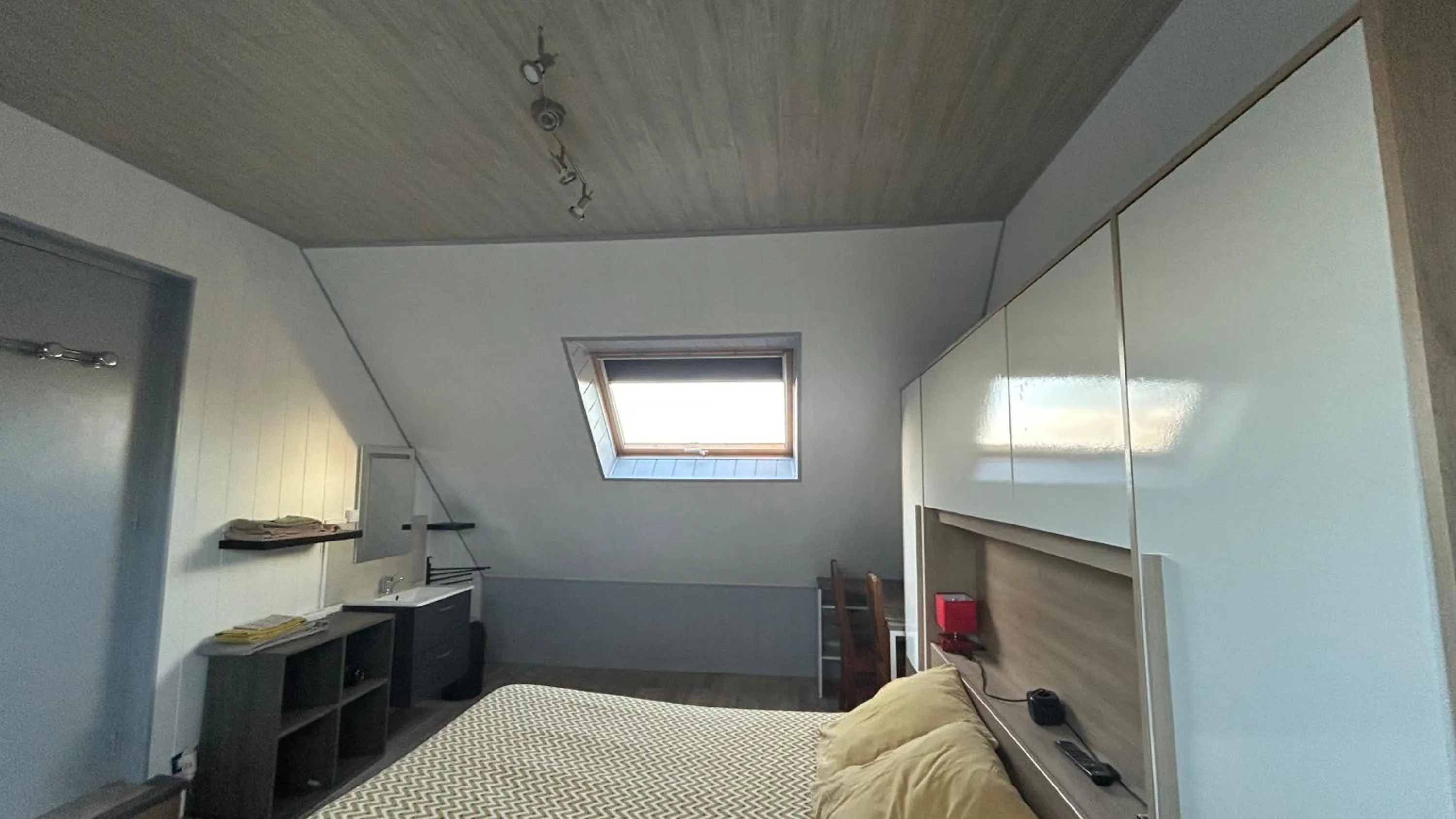 Bed in Entre terre et mer