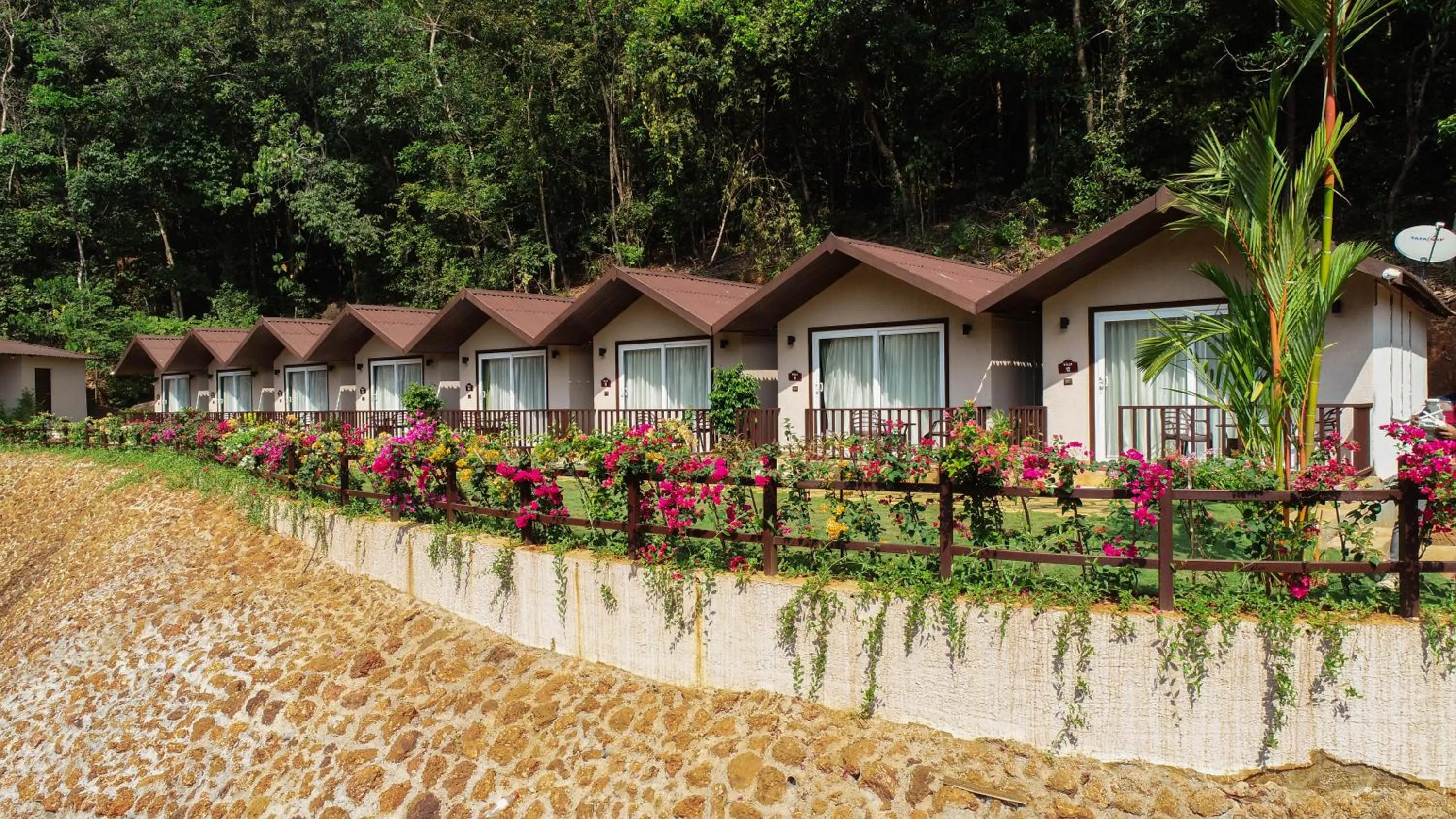 Property building in Stone Wood Premier Gokarna