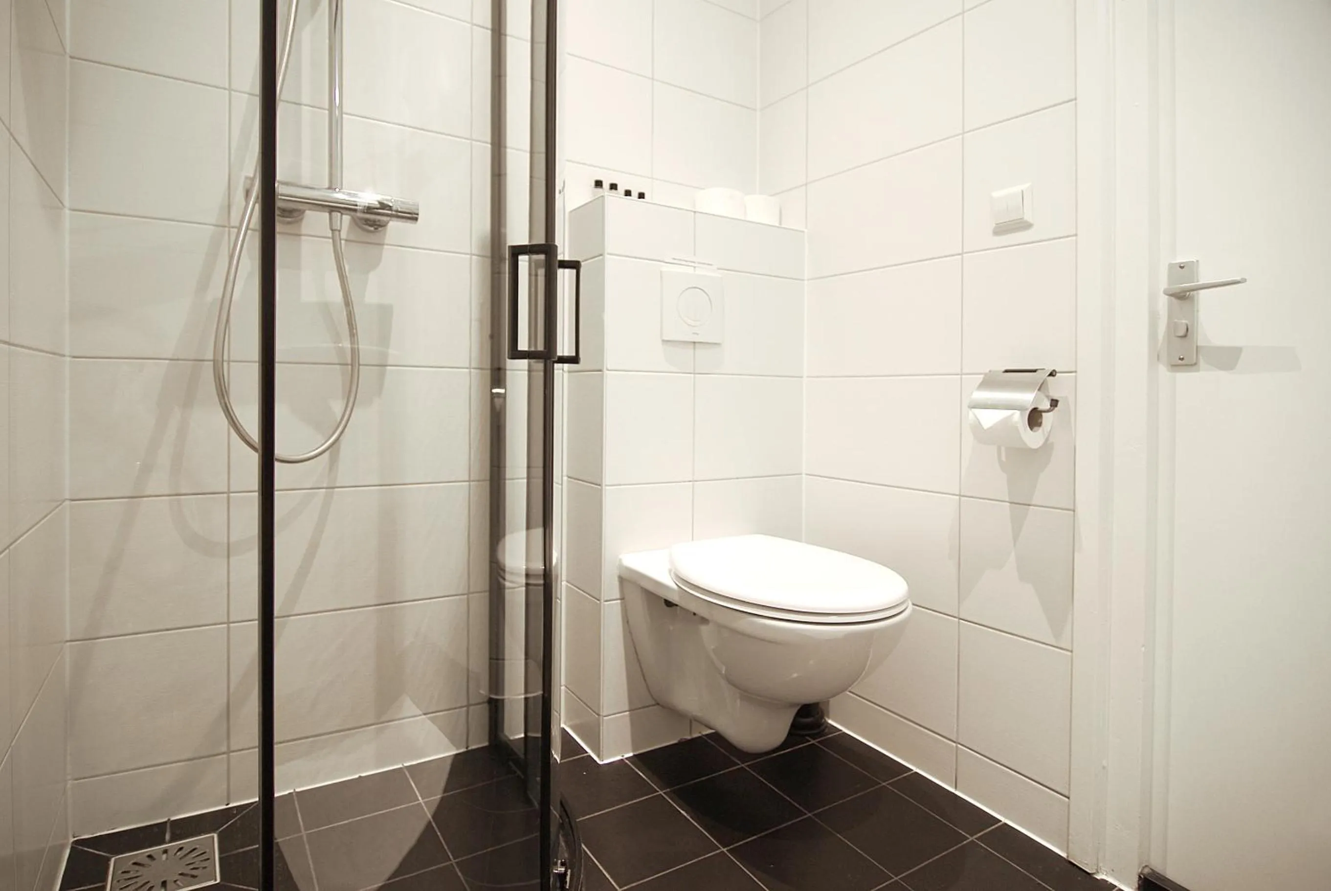 Bathroom in Weber Hotel 117