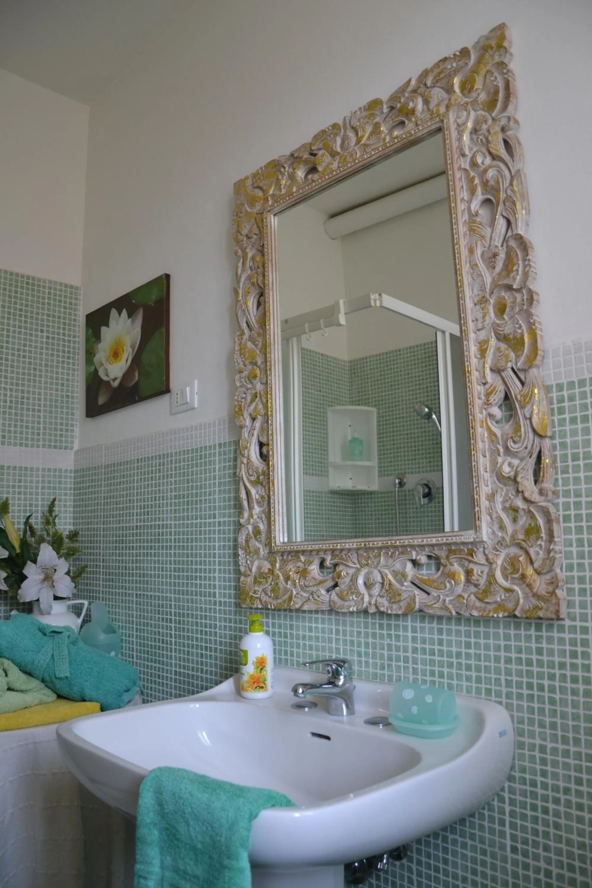 Bathroom in B&B Al Mare Di Greis