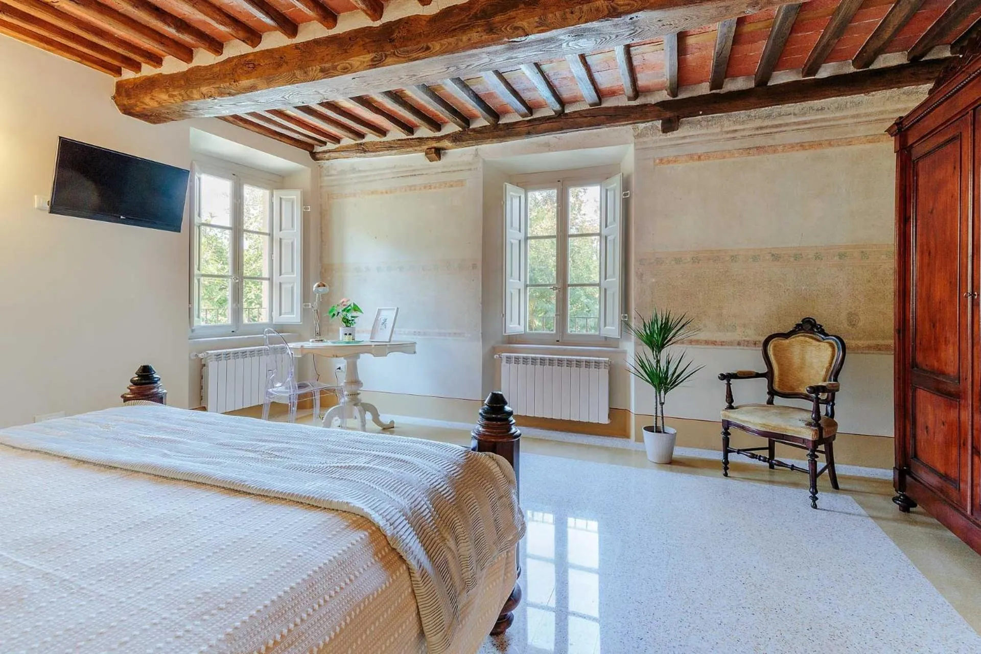 Bed in Antica Pergola di San Giusto