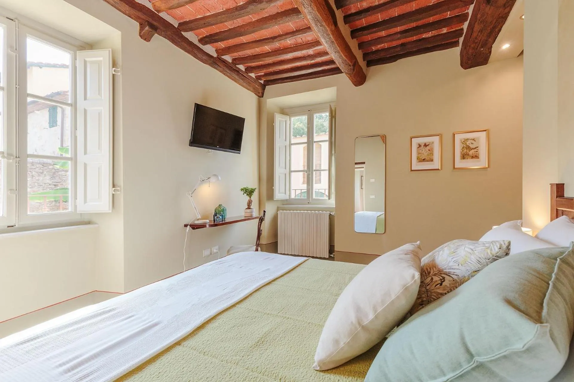 Bed in Antica Pergola di San Giusto