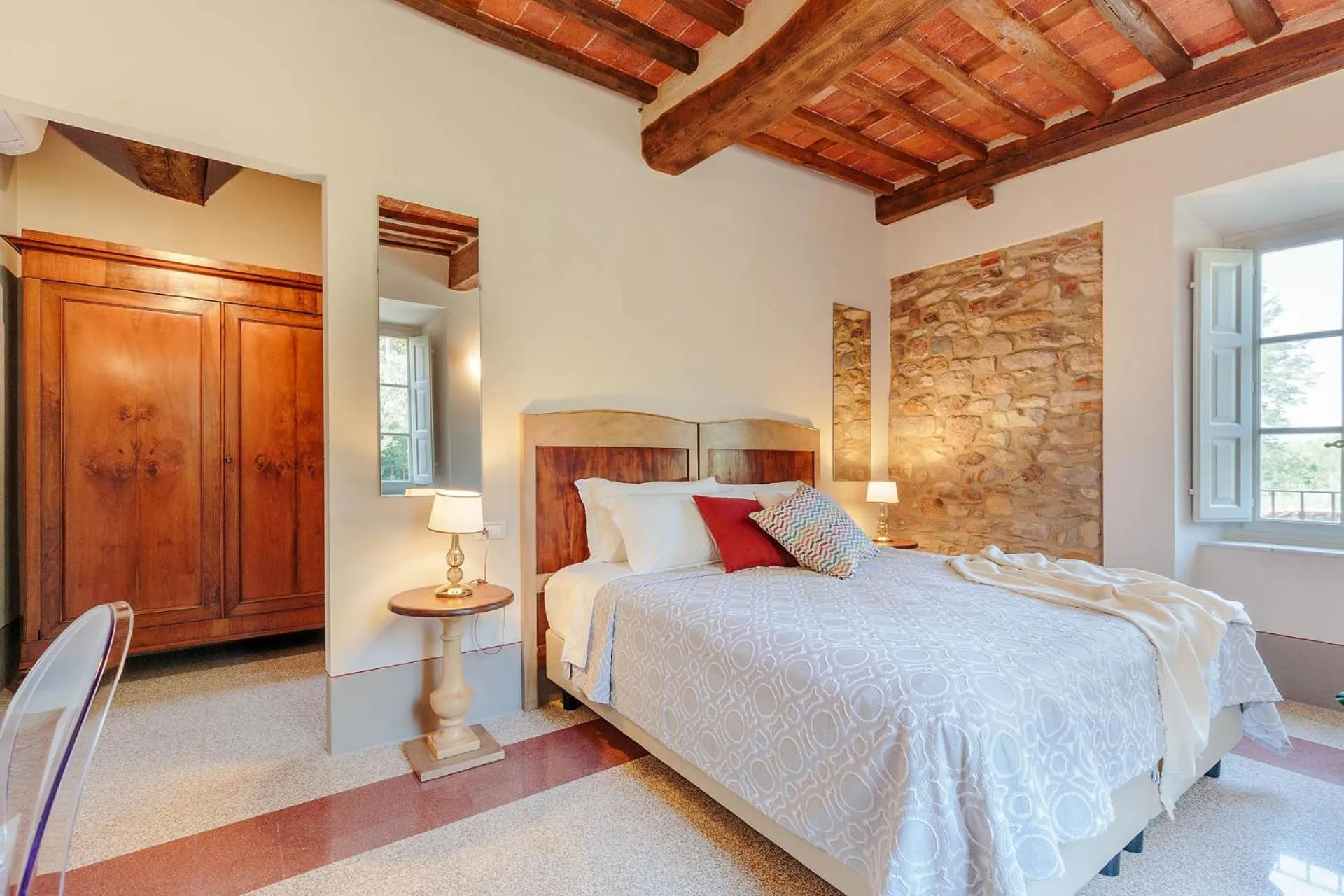 Bed in Antica Pergola di San Giusto