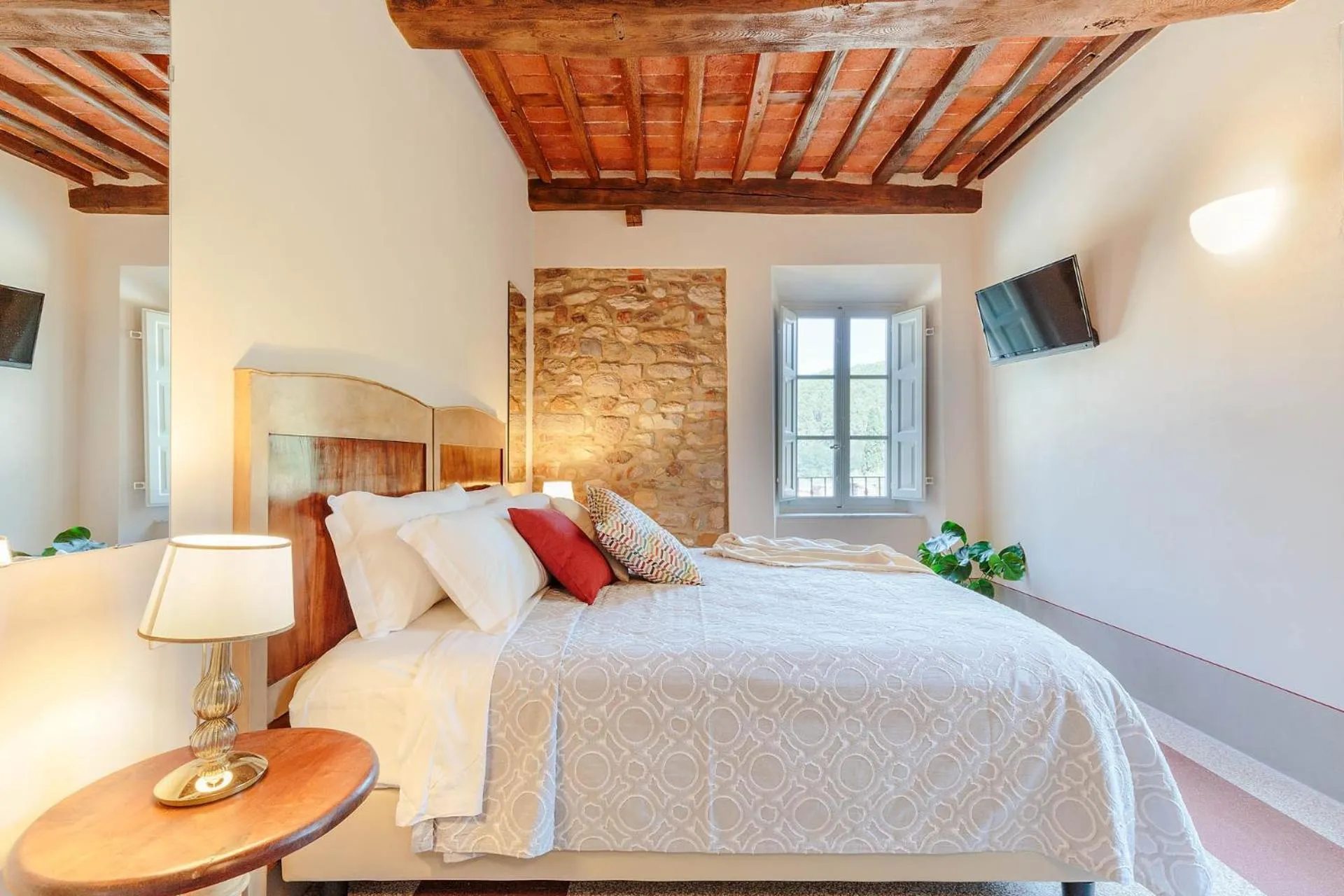 Bed in Antica Pergola di San Giusto