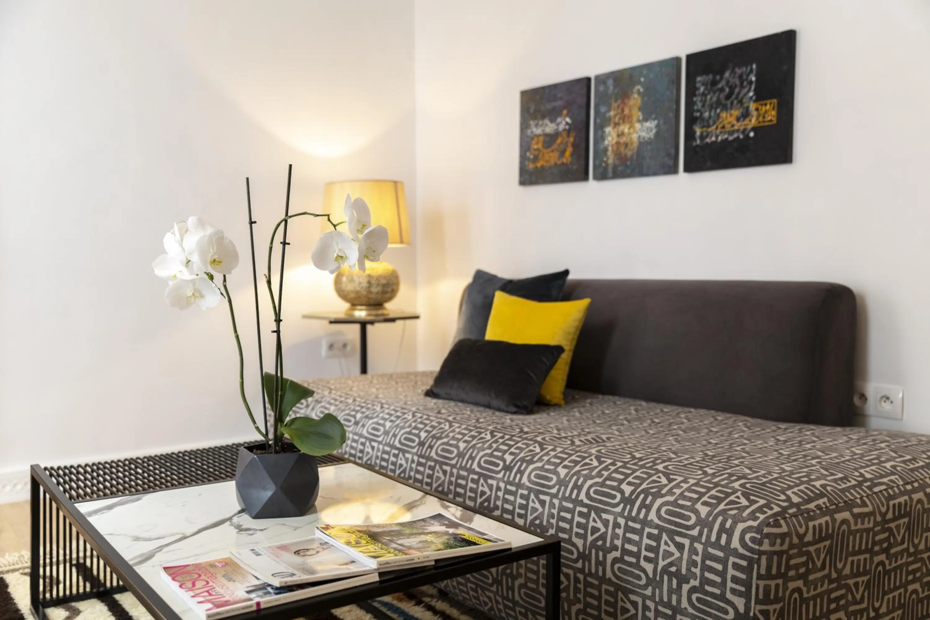 Bed in Suite Azur Hotel