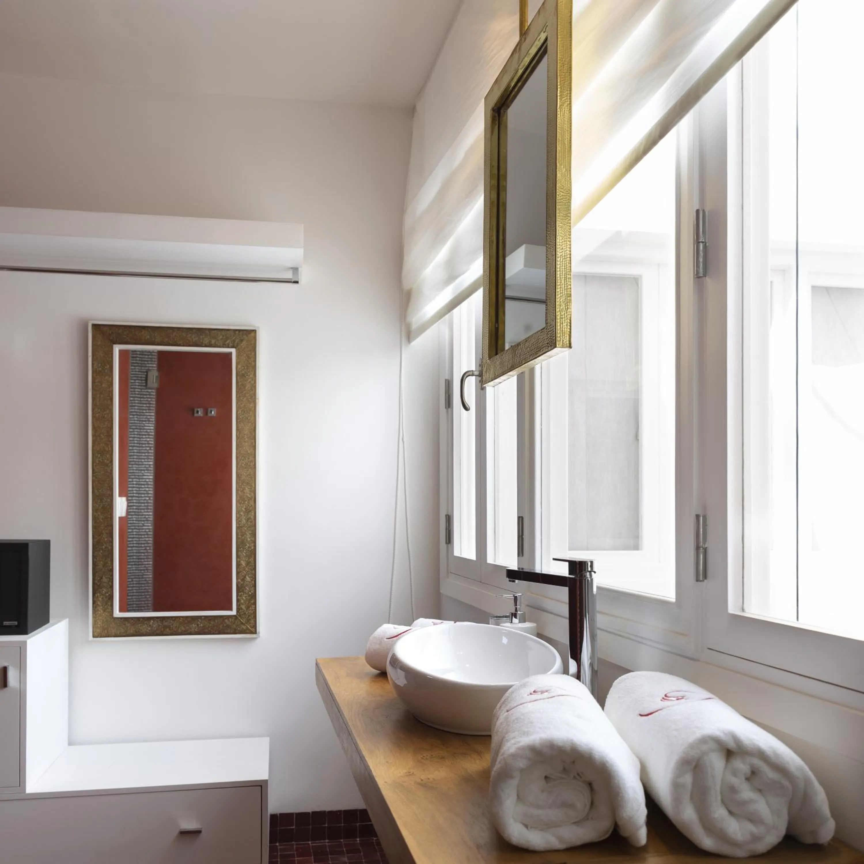 Decorative detail in Suite Azur Hotel