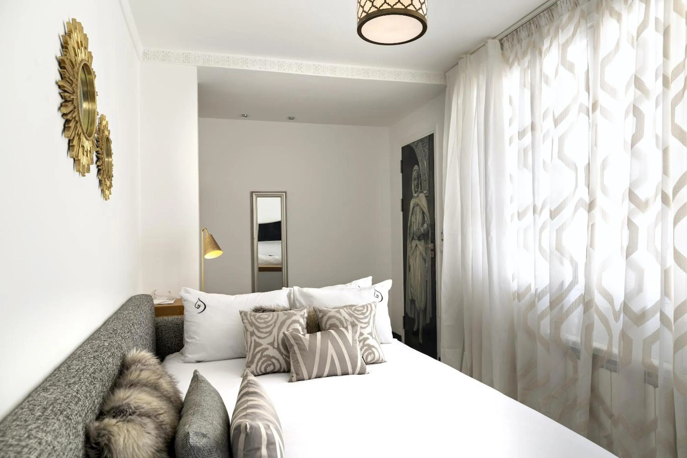 Photo of the whole room, Bed in Suite Azur Hotel