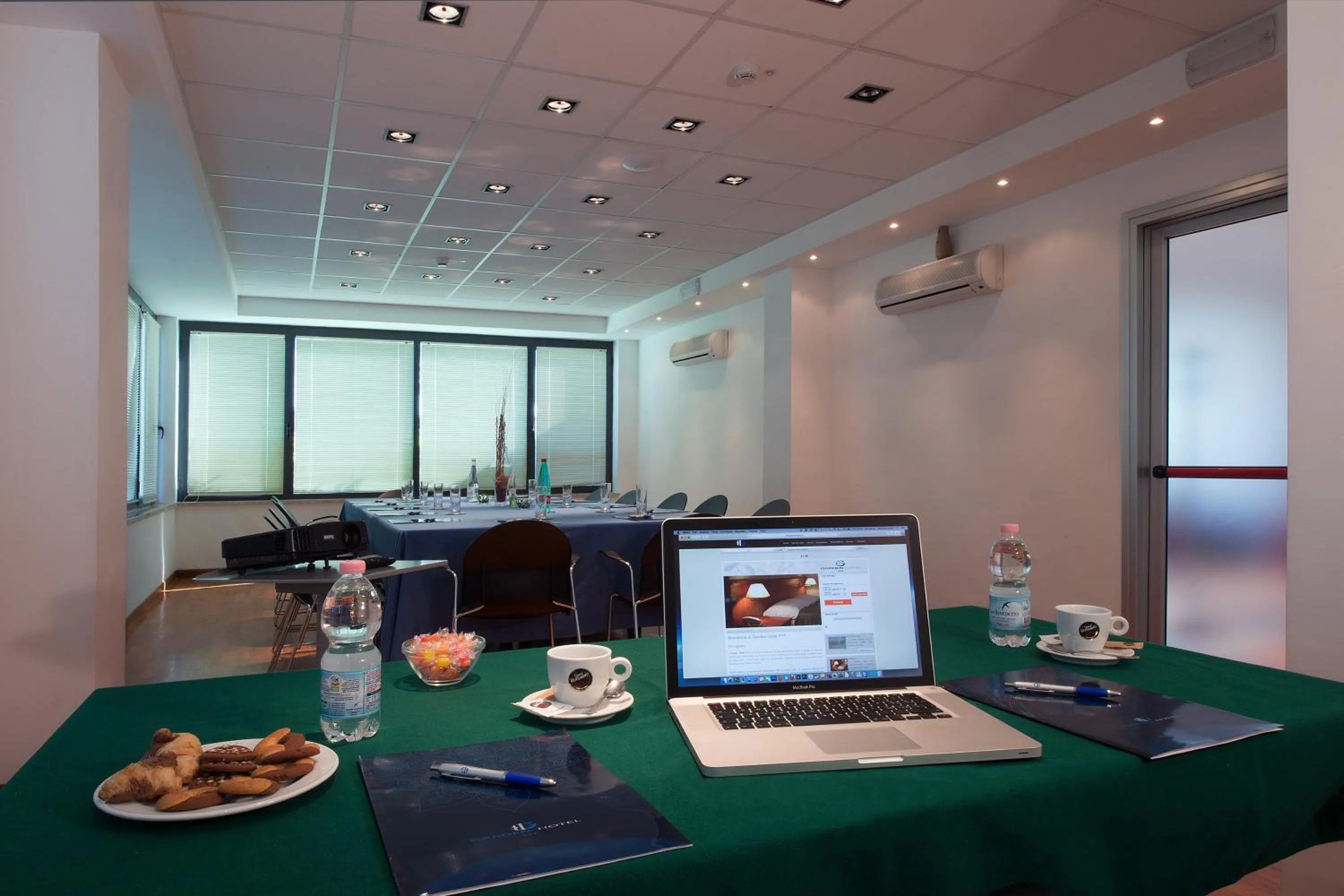 Meeting/conference room in Garden Hotel