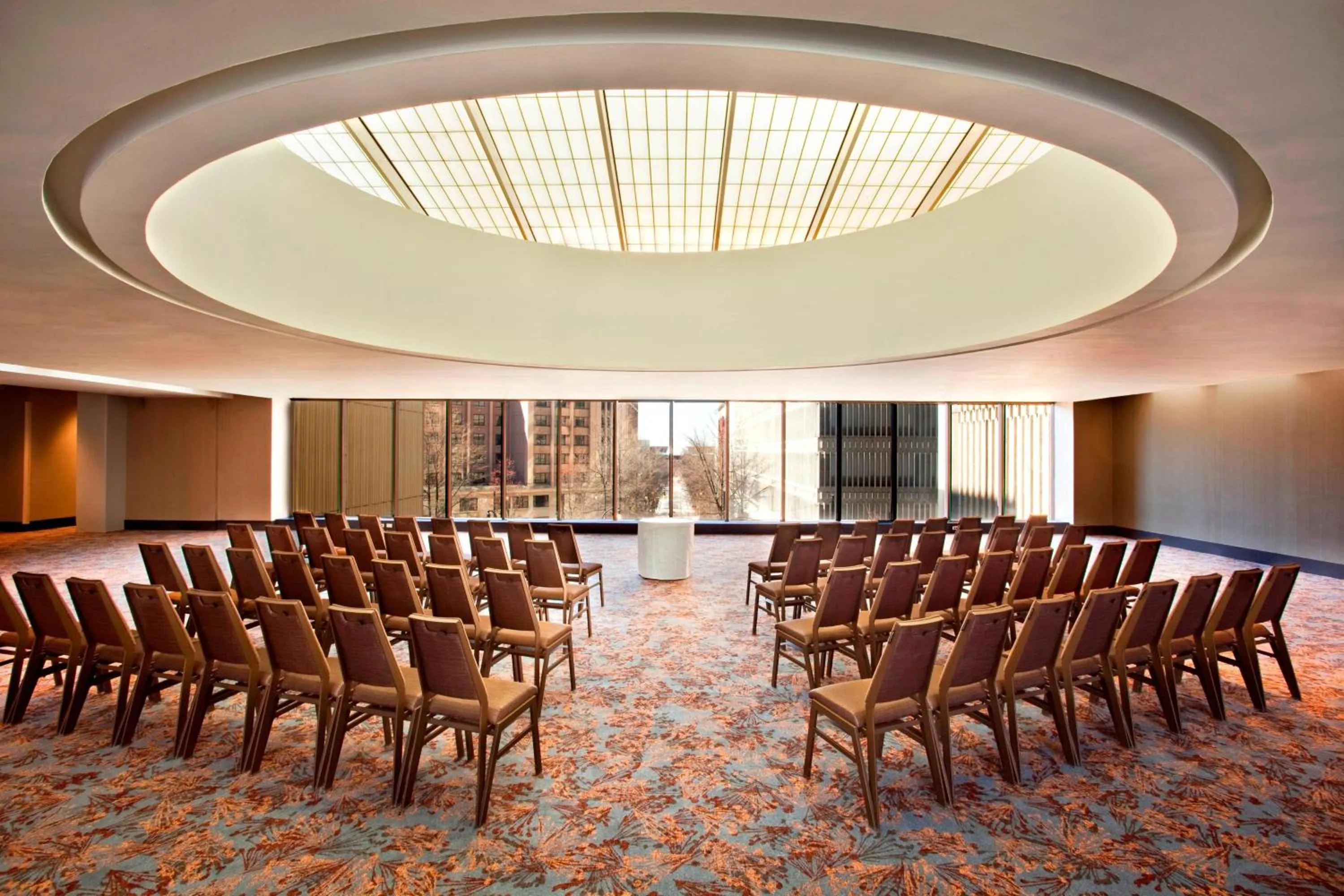 Entertainment in The Westin Peachtree Plaza, Atlanta