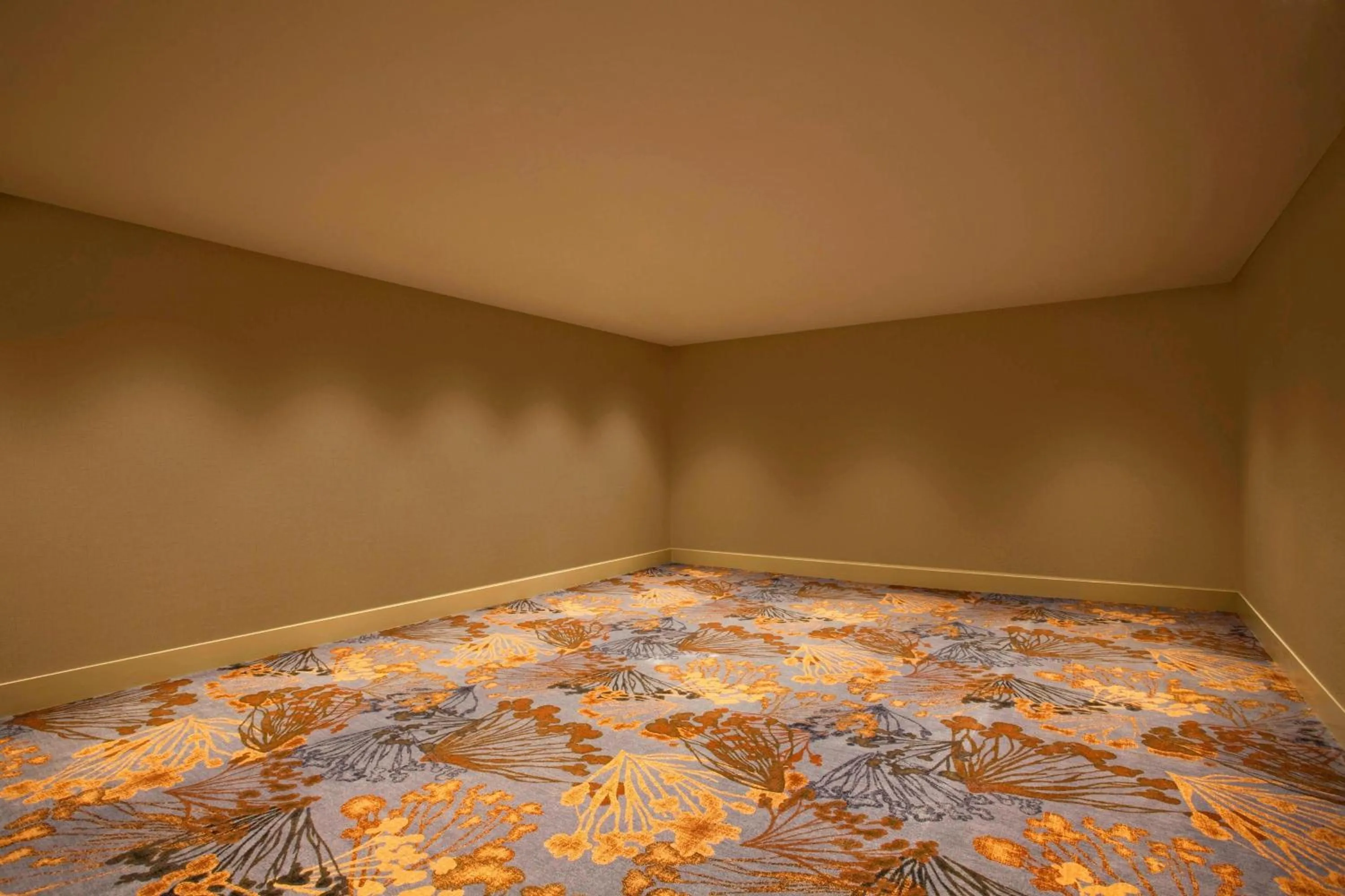 Meeting/conference room, Bed in The Westin Peachtree Plaza, Atlanta