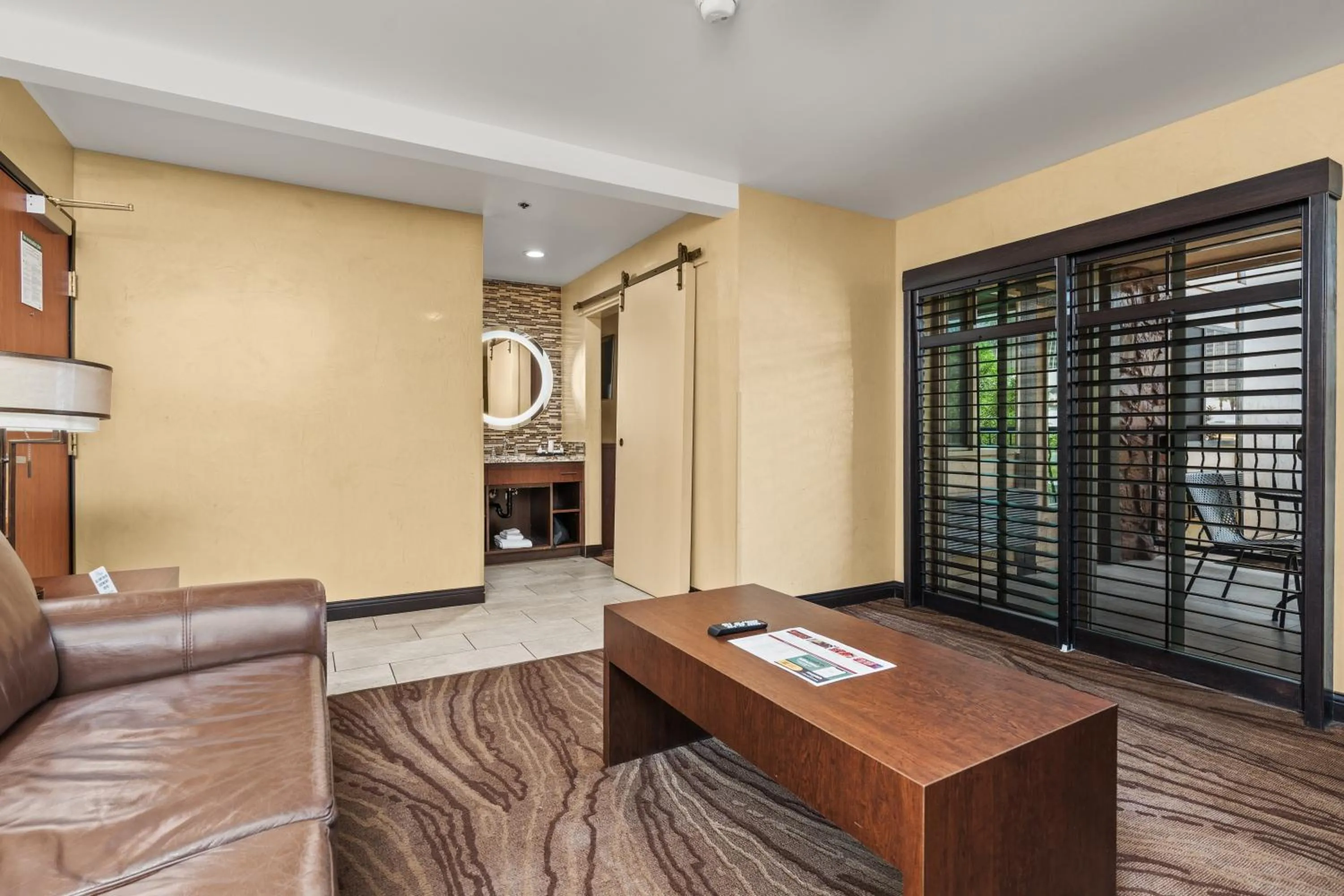 Living room in Ellis Island Hotel Casino & Brewery