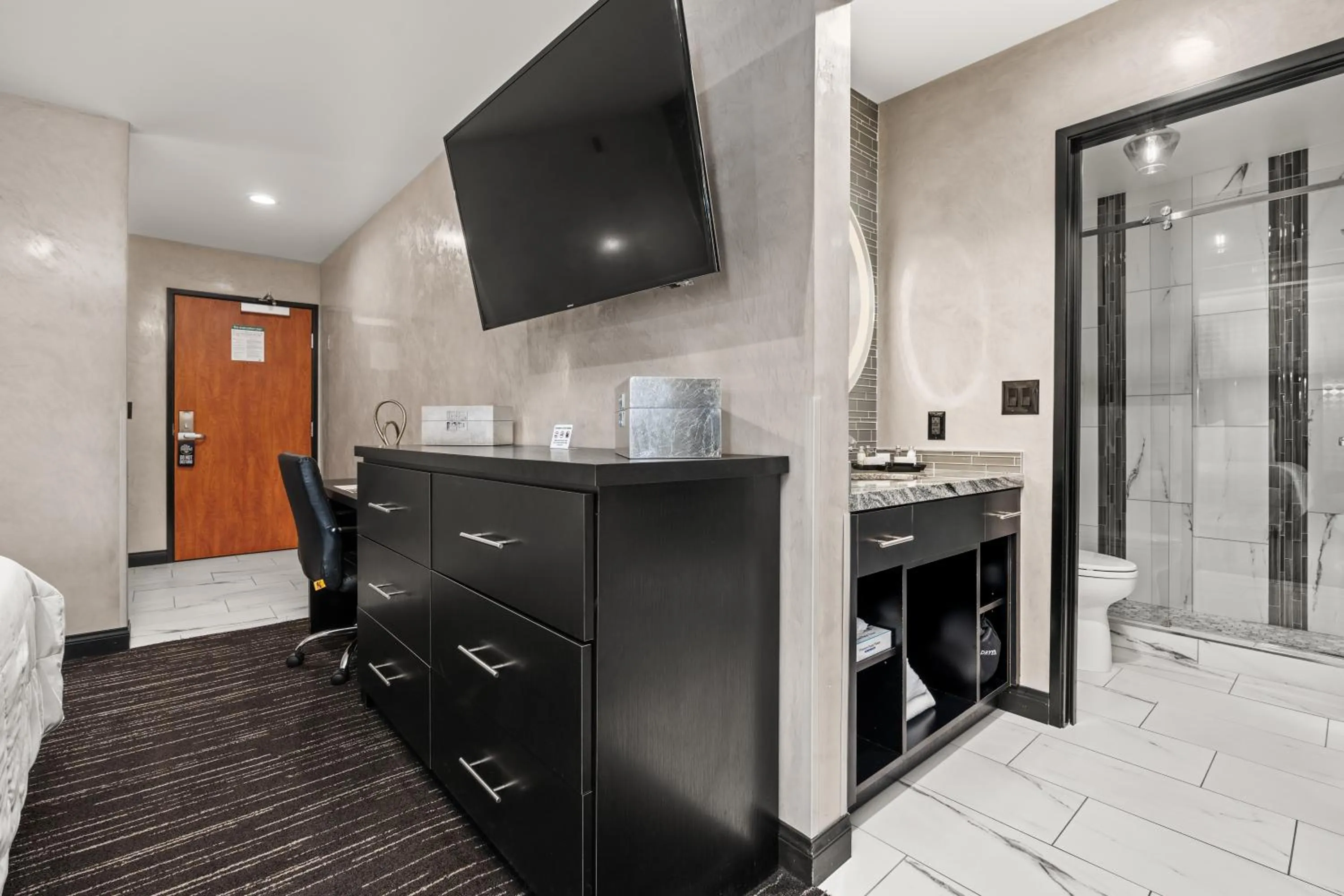 Bedroom in Ellis Island Hotel Casino & Brewery