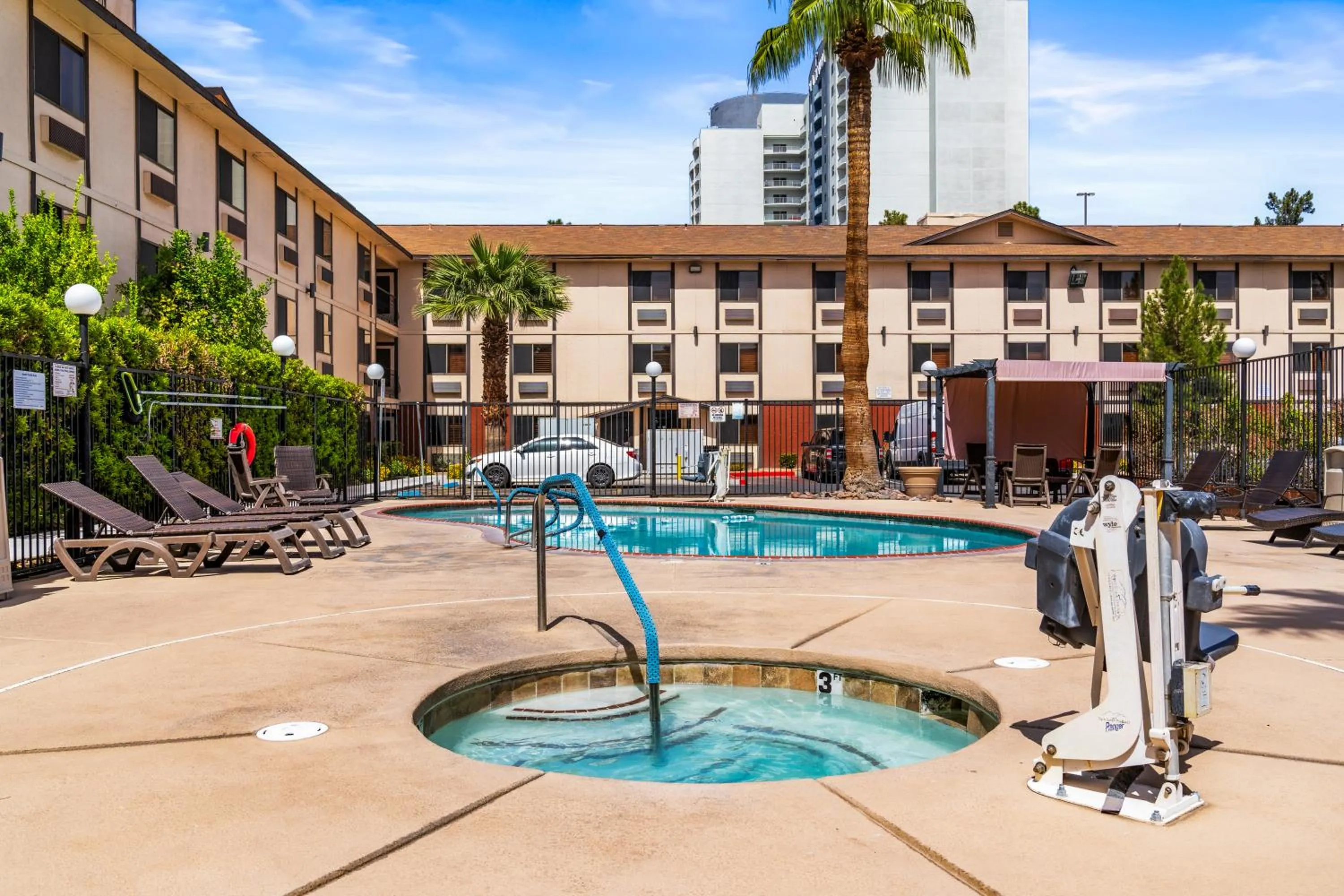 Hot Tub in Ellis Island Hotel Casino & Brewery