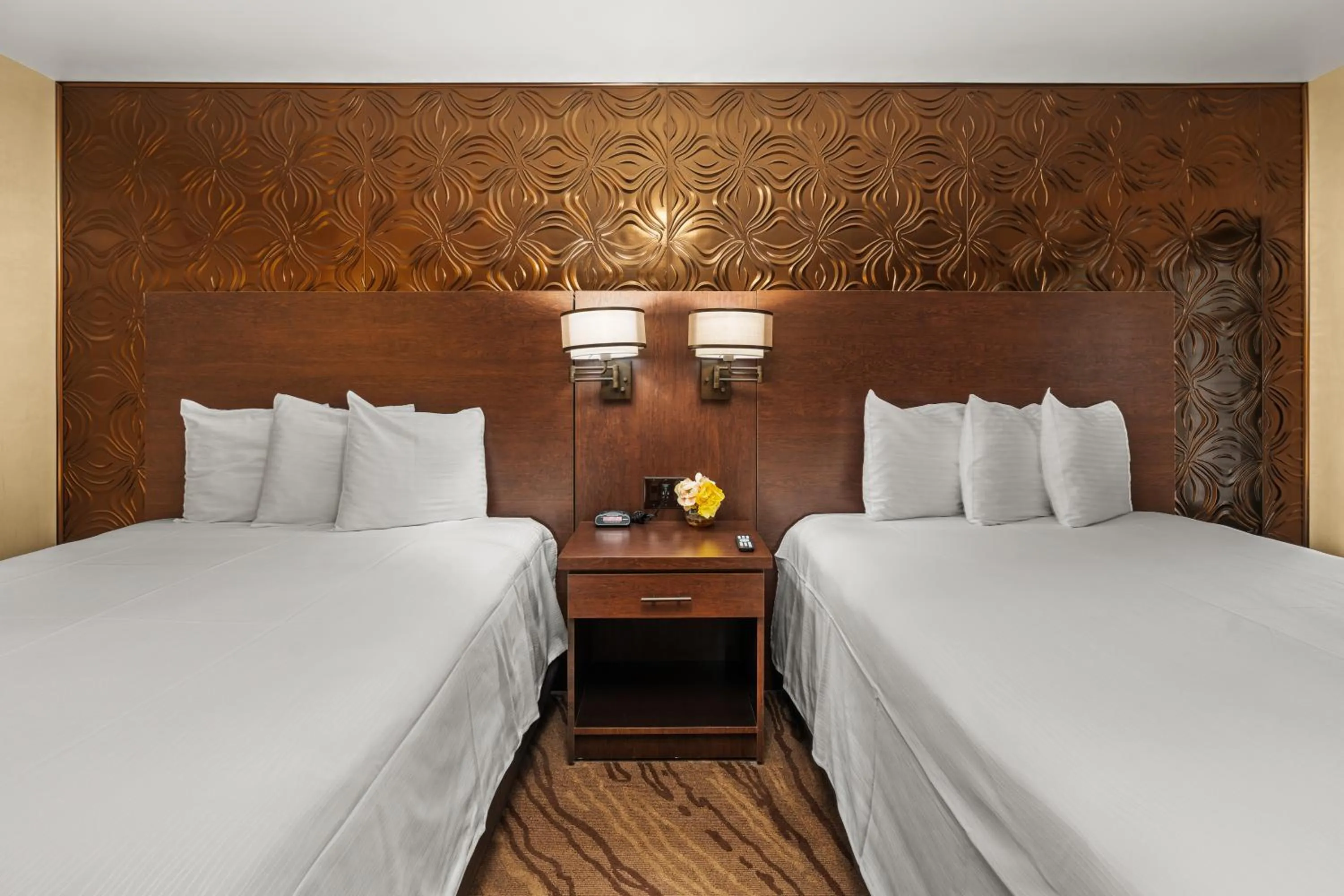 Bed in Ellis Island Hotel Casino & Brewery