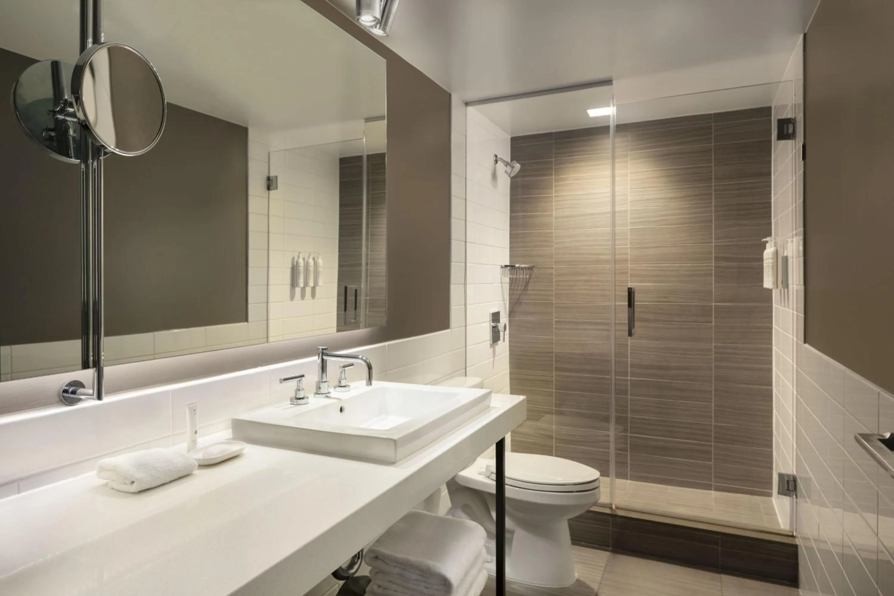 Bathroom in Le Meridien New Orleans