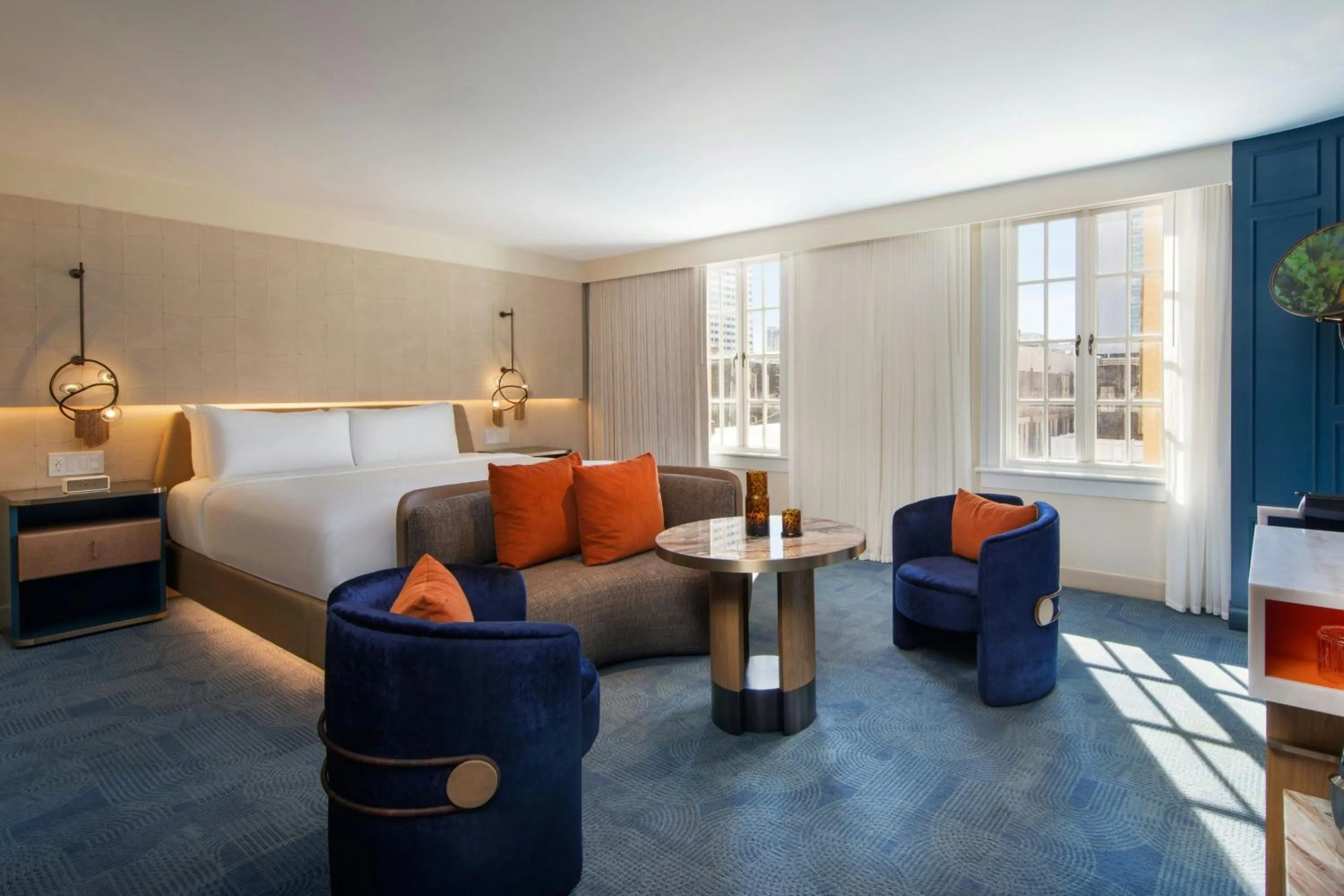 Photo of the whole room, Bed in Hotel de la Poste - French Quarter, A Renaissance Hotel