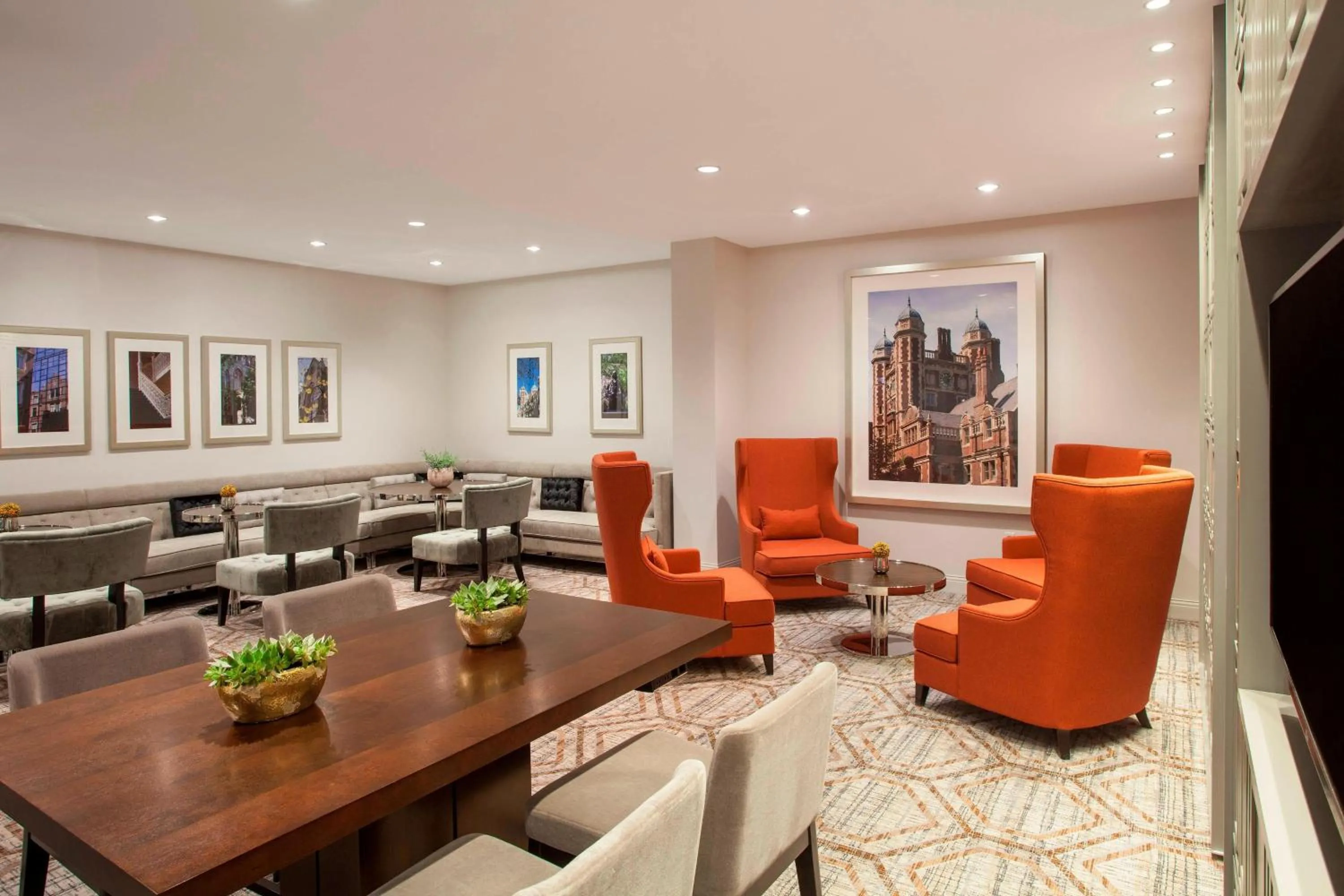 Lobby or reception in Sheraton Philadelphia University City Hotel